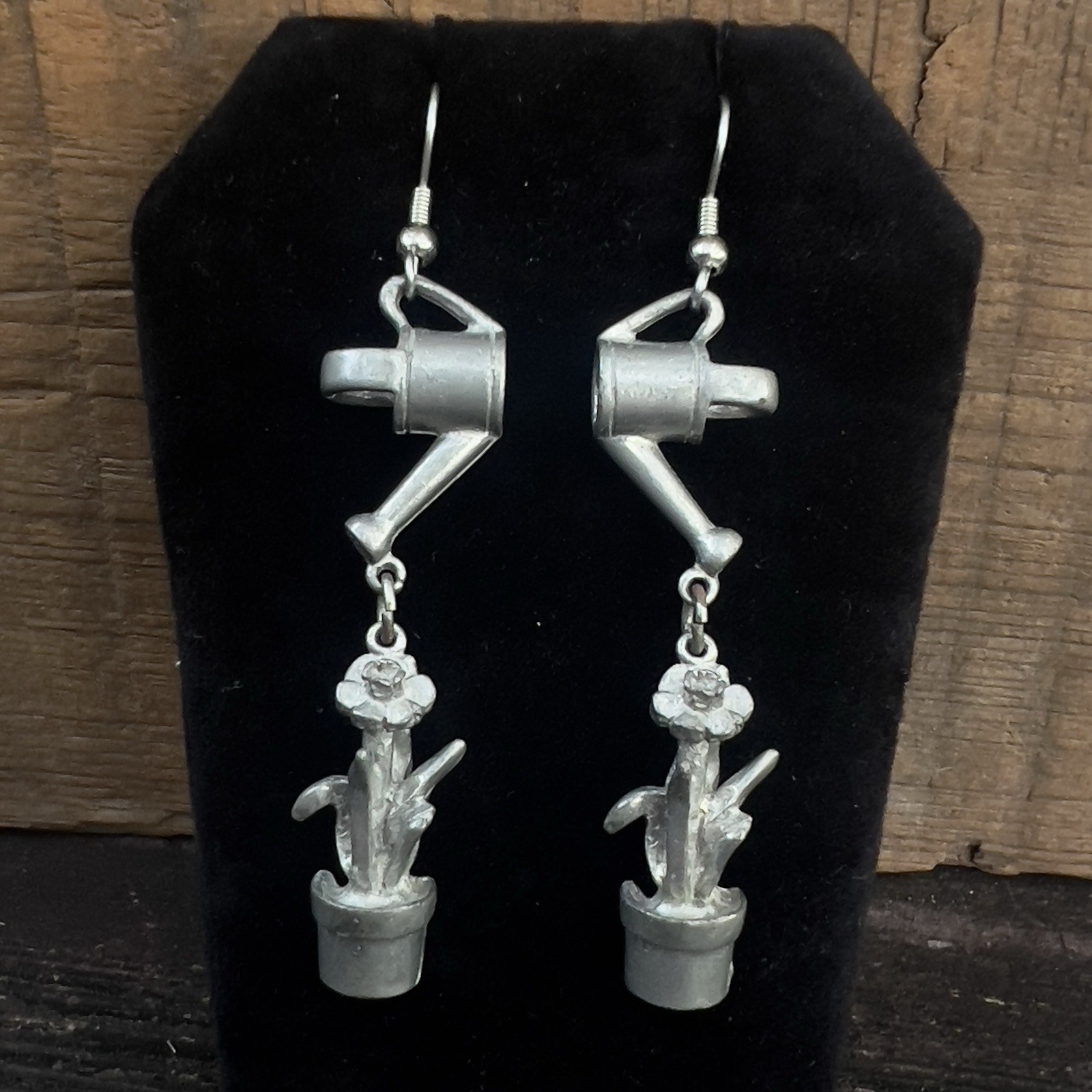 Vintage JIM CLIFT Pewter Link Dangle Earrings Gardening Watering Can Flowers