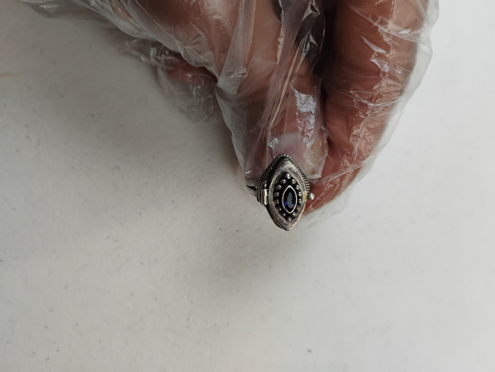 Sterling Silver 925 Marked Vintage Poison Ring With Iolite Stone Sz 5.75