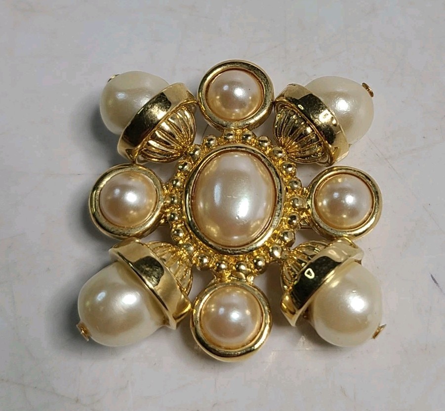 Vintage Signed 1 1/2 Inch St. John Pearl Maltese Cross Brooch