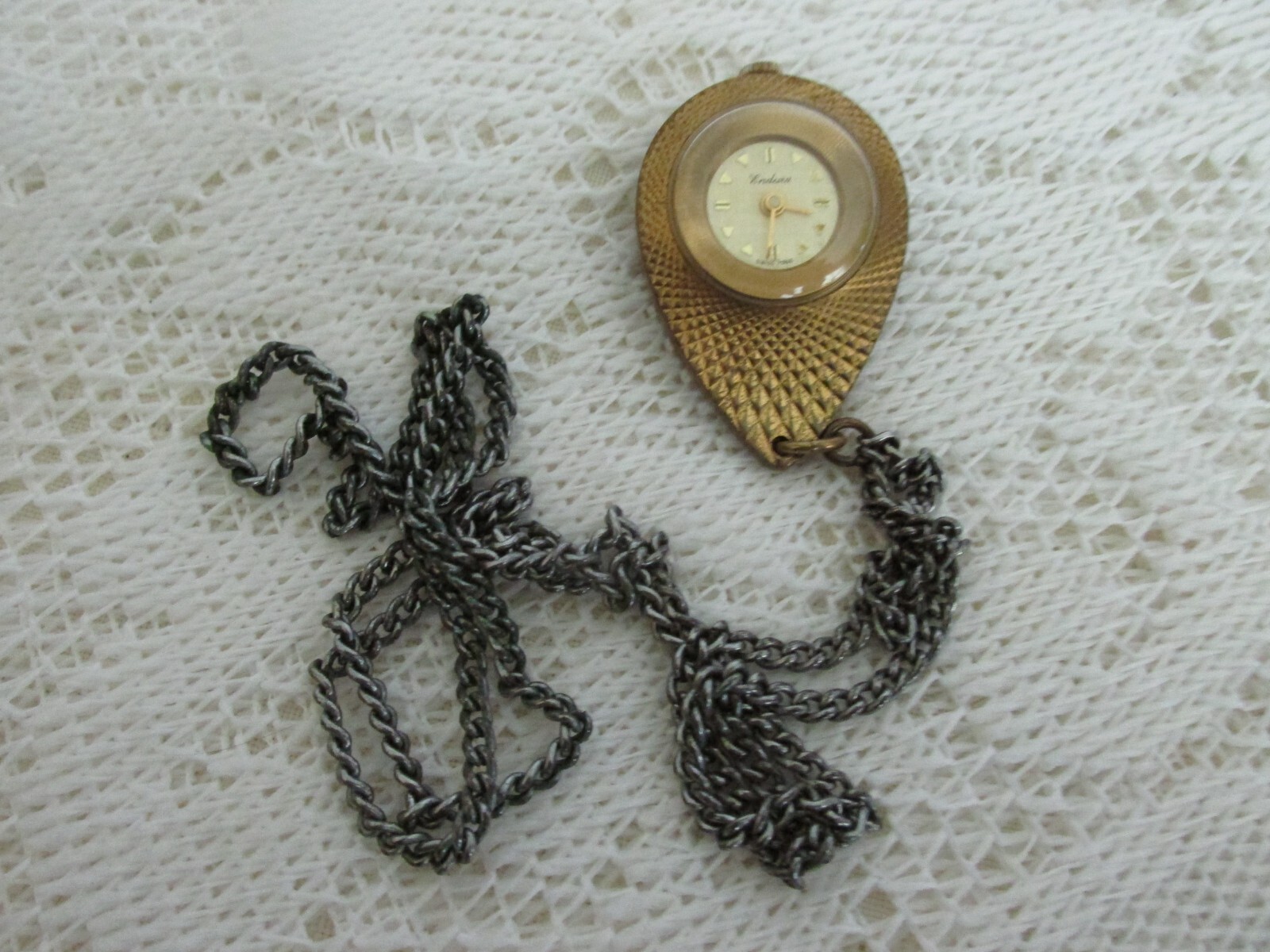 Vintage Endura Pendant Windup Necklace Watch – Swiss