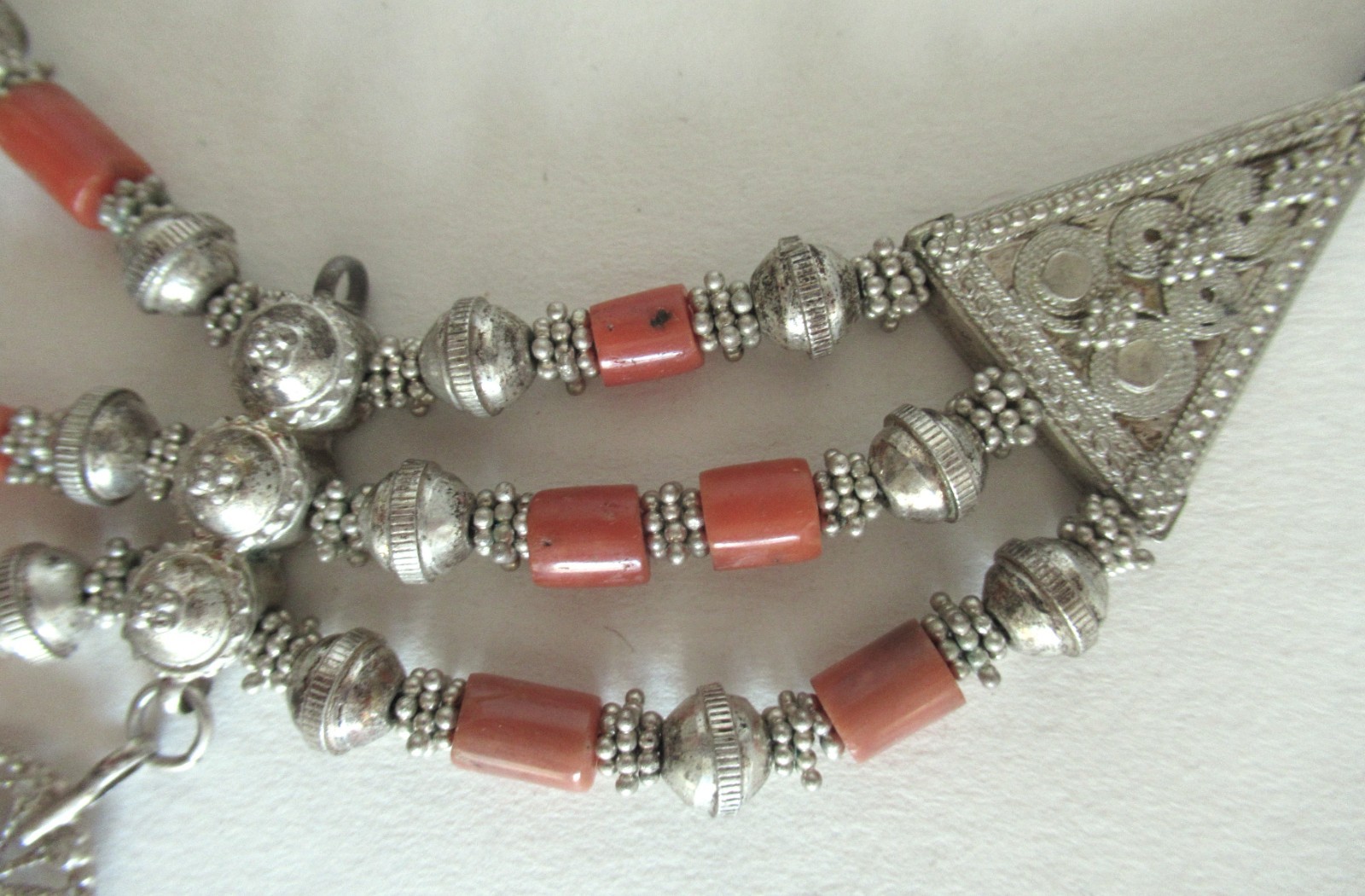HUGE STATEMENT STERLING FESTOON NECKLACE w CORAL, 19 INCHES, 88 GRAMS, YEMENITE?
