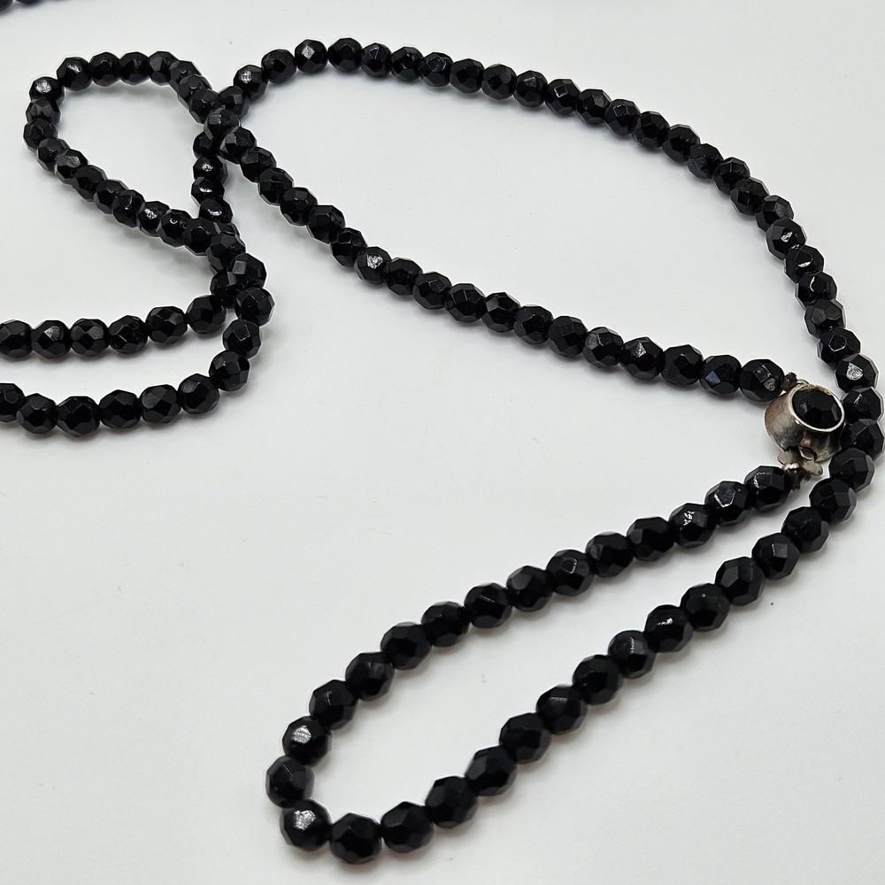 VINTAGE Convertible Black Faceted Glass Bead Long Necklace Round Box Clasp Close