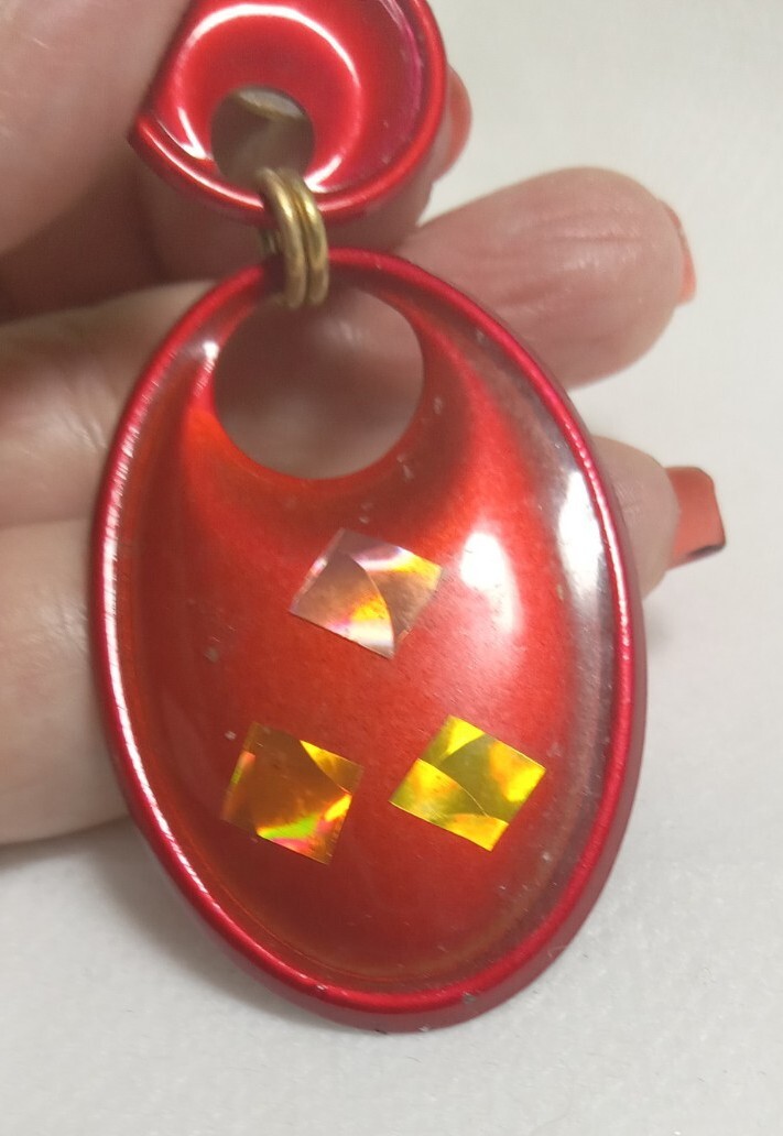 1980’s Vtg Earrings Door Knocker Candy apple Red Hologram Design GoGo Girls Glam