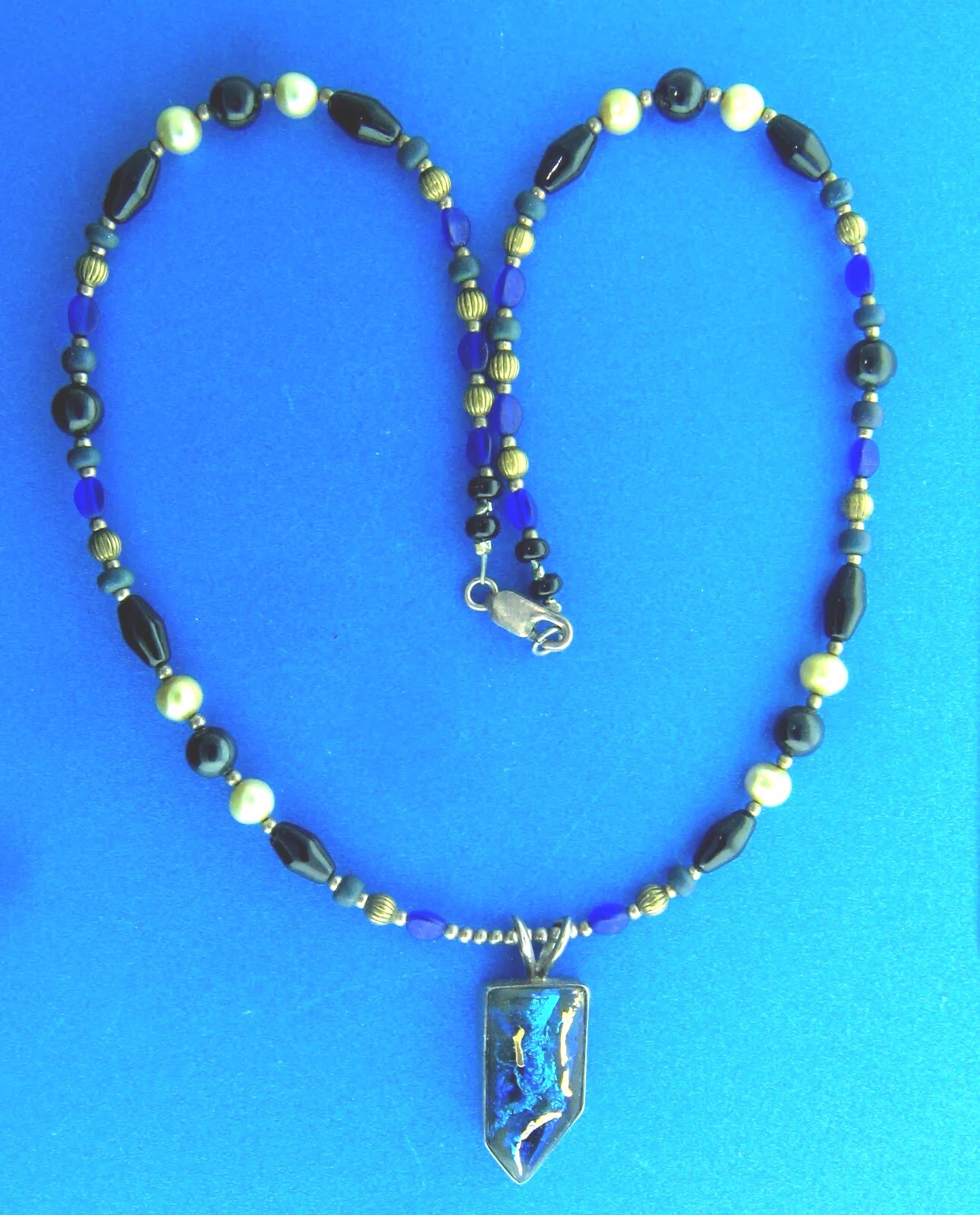 Vintage Sterling Silver Foiled Glass Pendant Blue Glass Bead Necklace 16.5