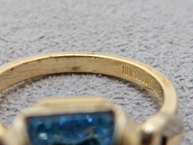 70’S NEW OLD STOCK 10K YELLOW GOLD FILLED SIMULATED AQUA RING SIZE 4.25 RING