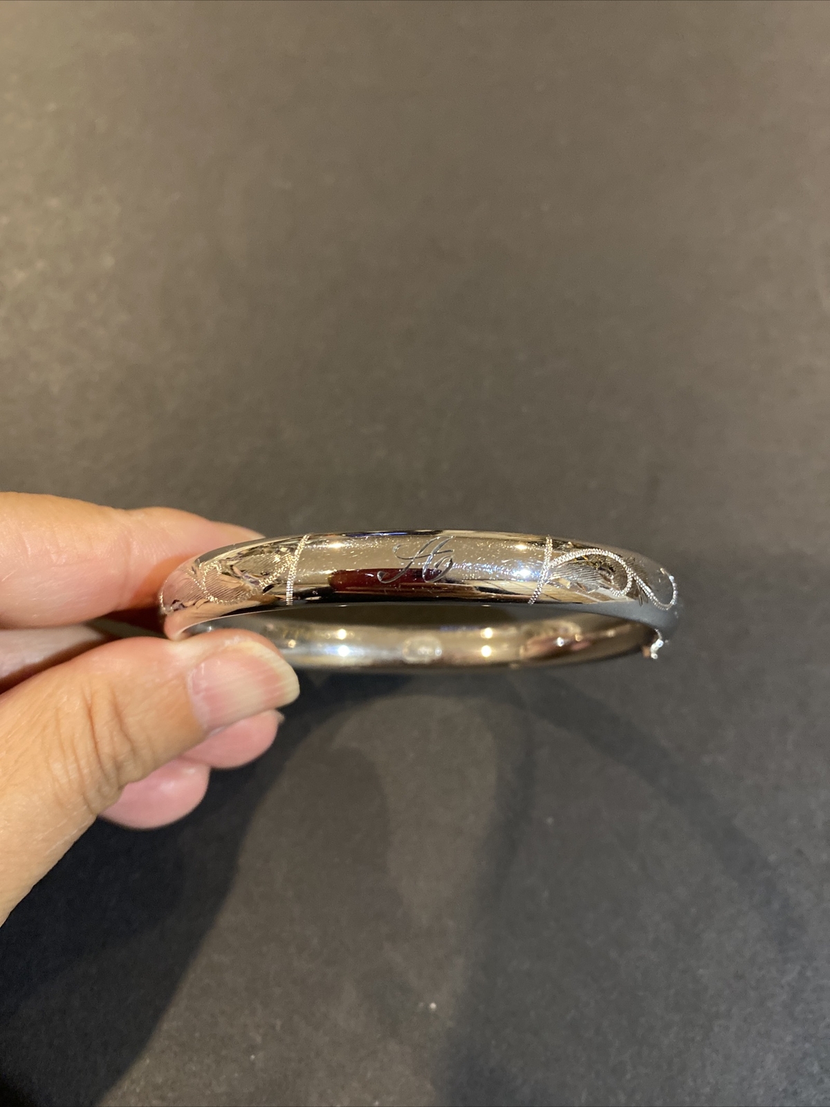 Vintage Sterling Silver Engraved Bangle Bracelet – Signed Rine