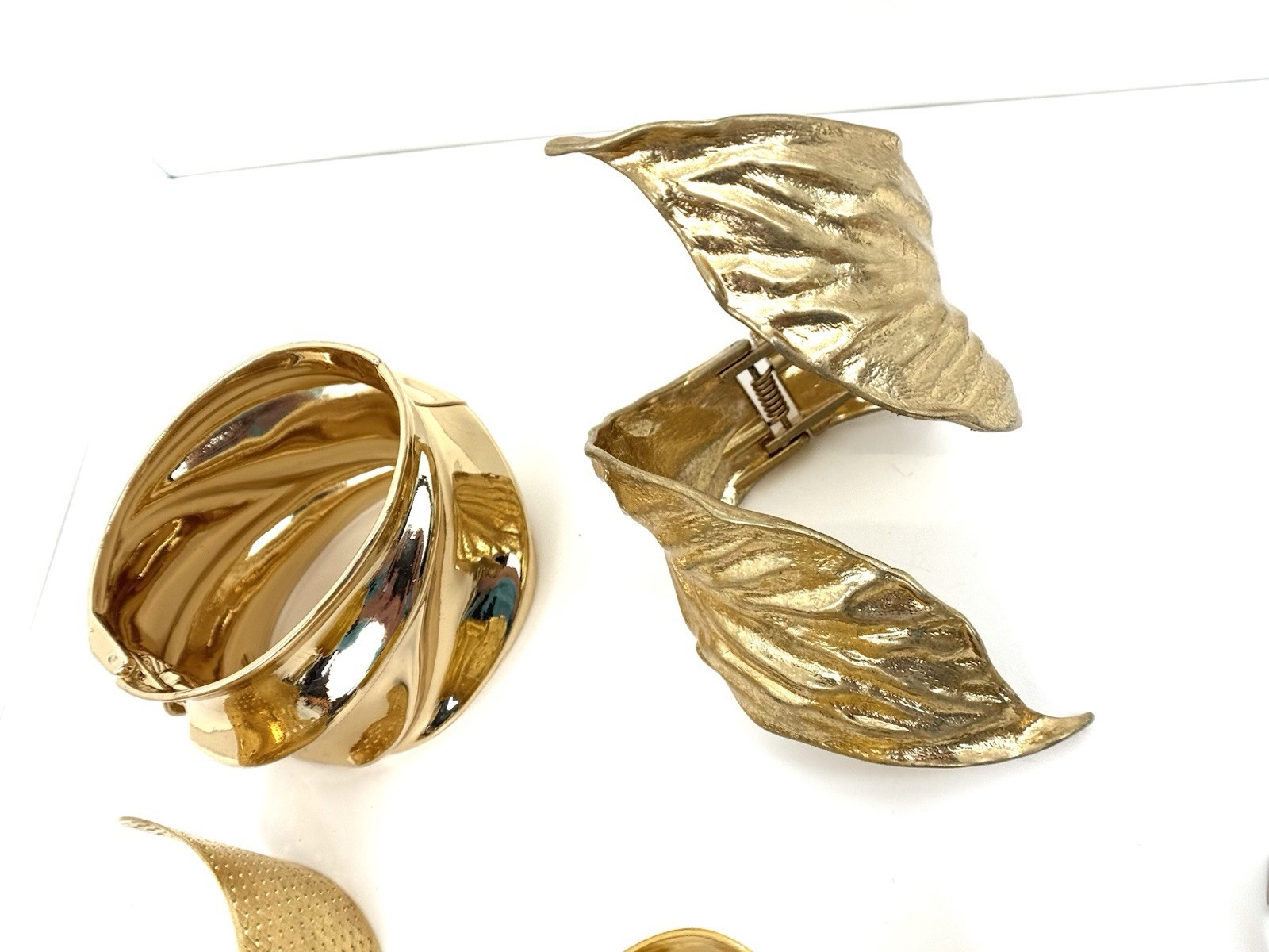 Vintage Gold Tone Bracelet Cuff Lot Of 11 Statement Bangles 1 Lb 9 Oz Mixed