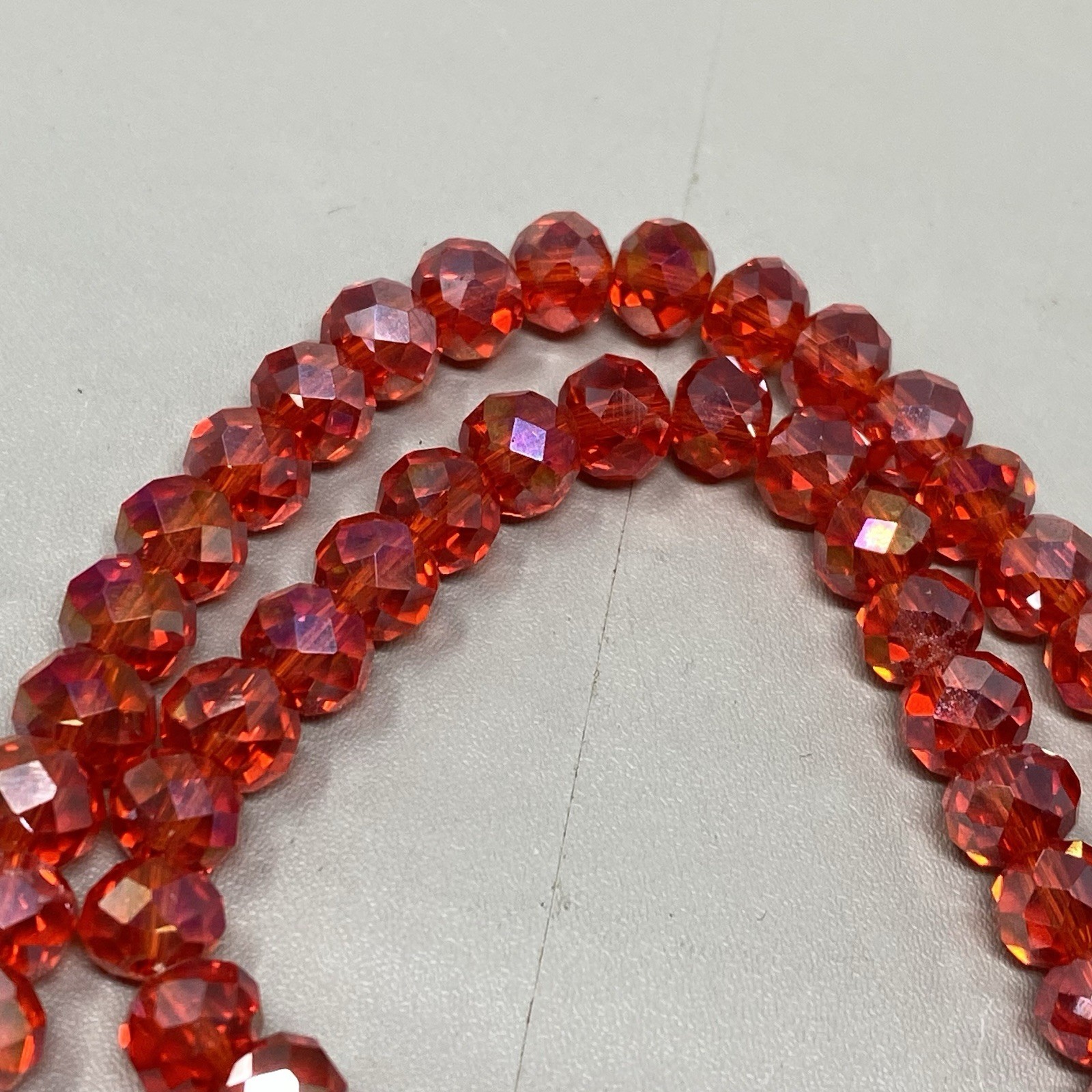 Red Aurora Borealis Glass Bead Necklace Colar Iridescent Shiny Round Faceted 18″