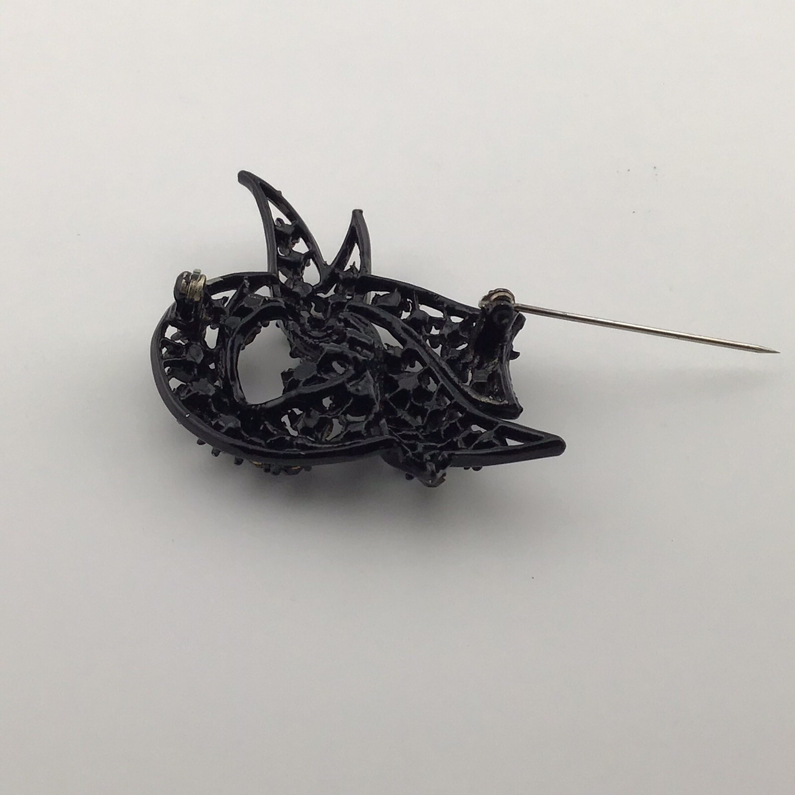 Vtg Brooch Black Metal Memorial Gothic 2-1/2”L Fashion Trend