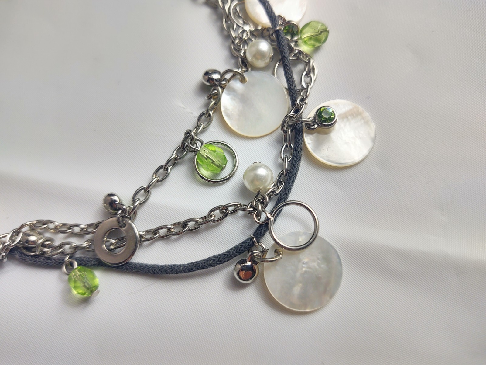 Vintage Jewelry Set Choker Necklace And Bracelet Silver Tone Shells Green Beads