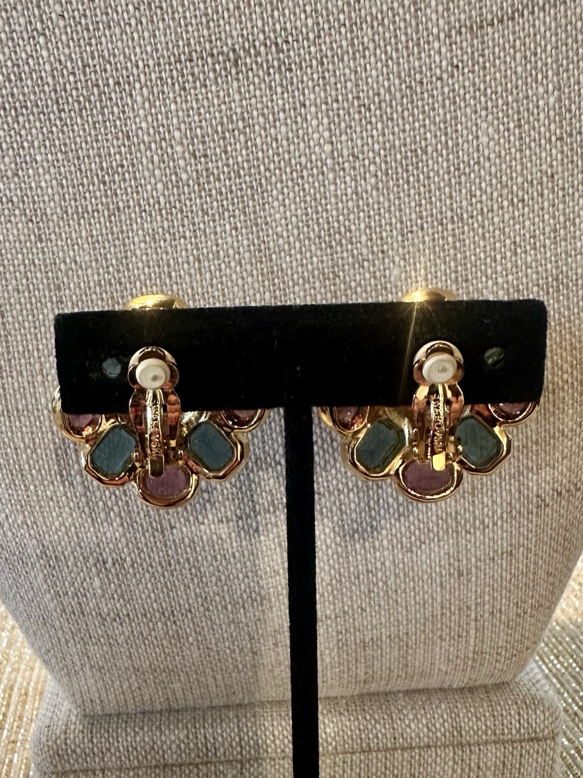 Swarovski Large Ruby Red And Sapphire Blue Crystal Clip On Earrings Gold Tone