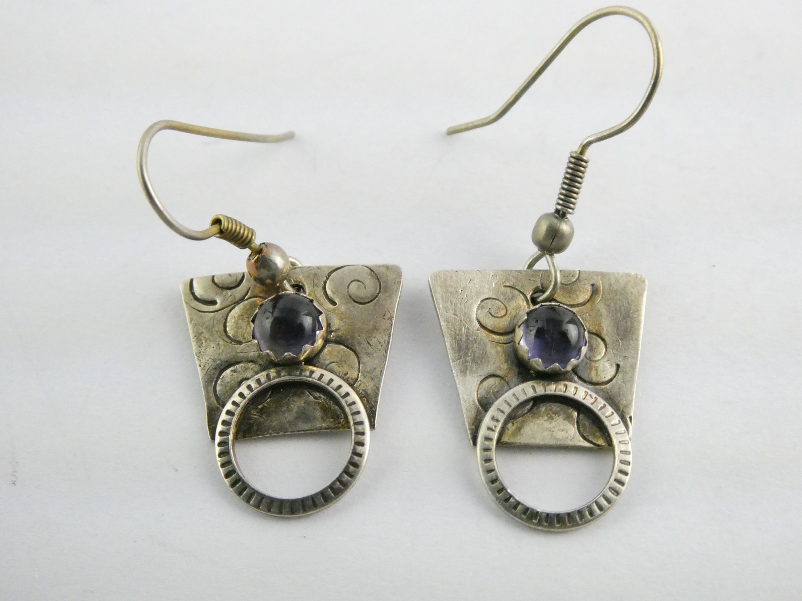 Vintage Sterling Silver Artisan Mixed Metals Iolite Hook Earrings 4.3g 1.25 Inch