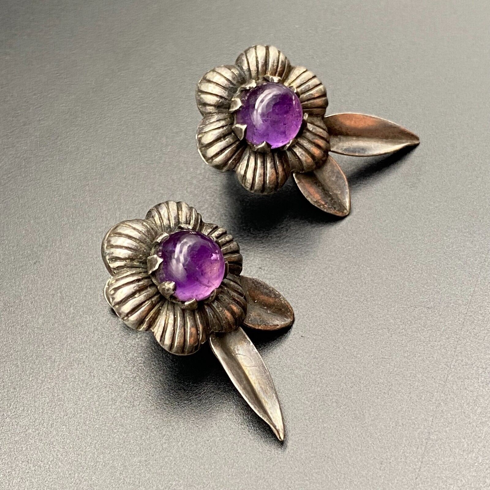 Vintage Mexico Amethyst Flower Sterling Silver Taxco 980 Screw Back Earrings