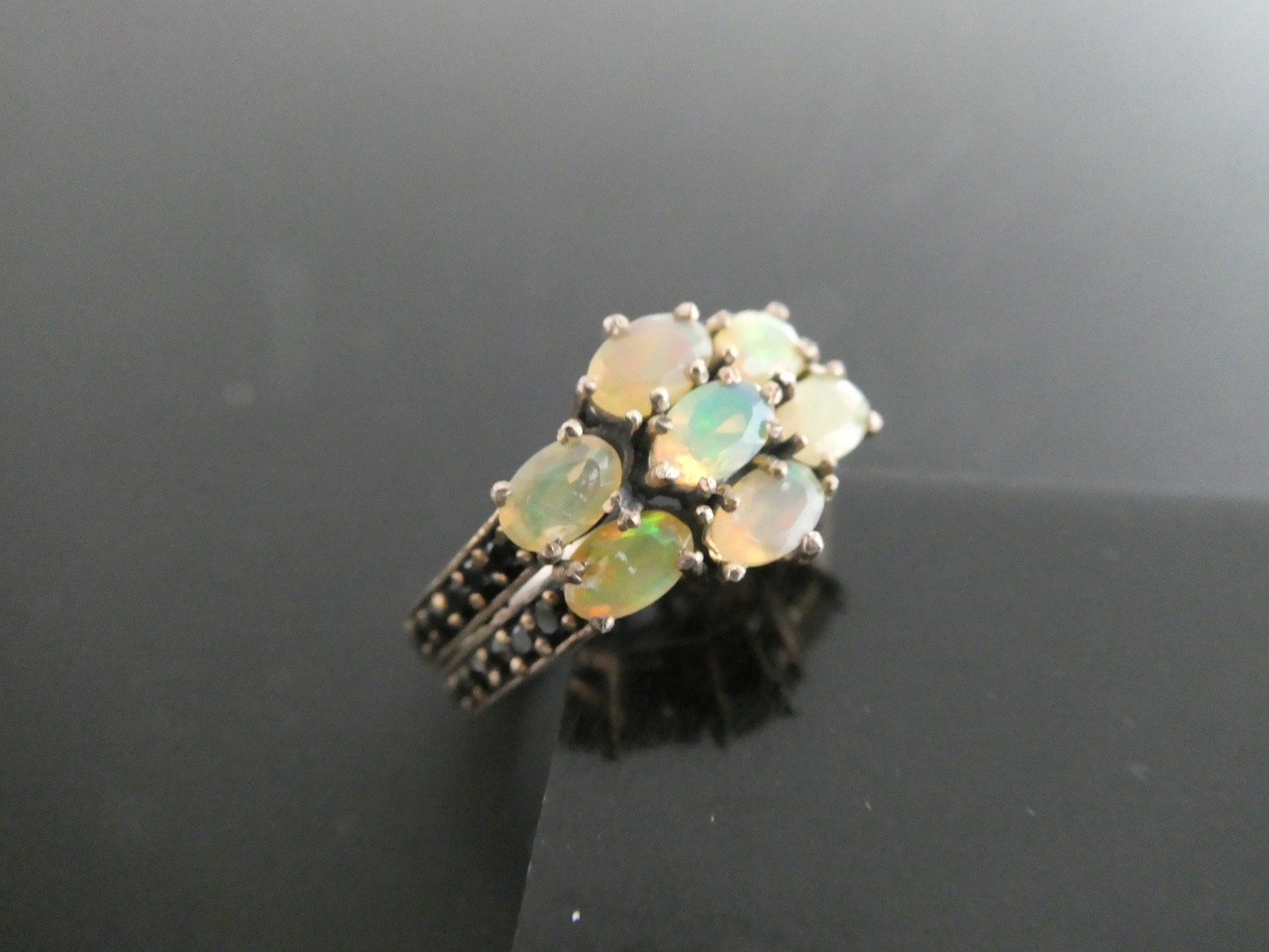 Vintage Opal & Black Sapphire Sterling Silver 925 Band RING Size 6