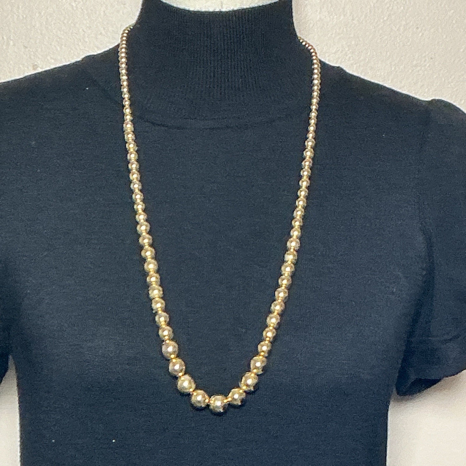 Vintage 30″ Gold Tone Graduated Bead Necklace w/ Fish Hook Clasp Unbranded
