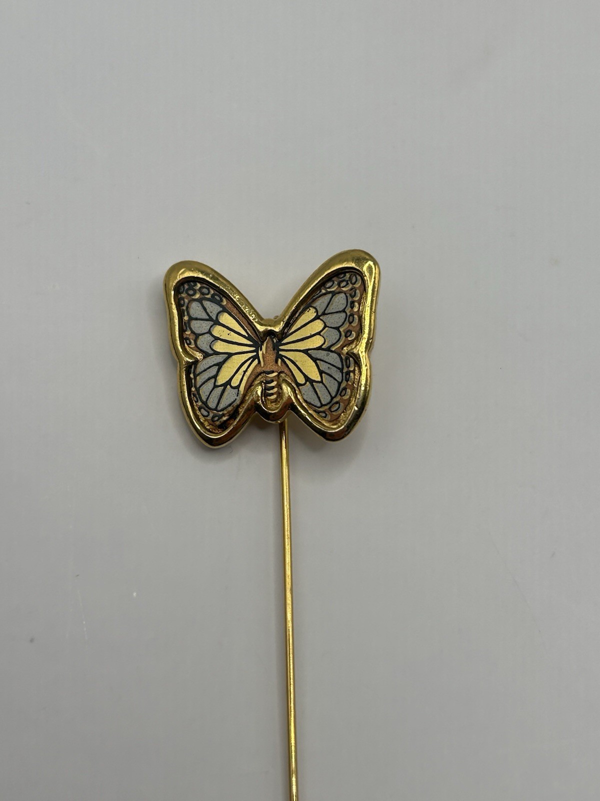 Vintage 1960’S CROWN TRIFARI GOLD-TONE FINISH ENAMEL BUTTERFLY STICK PIN lovely
