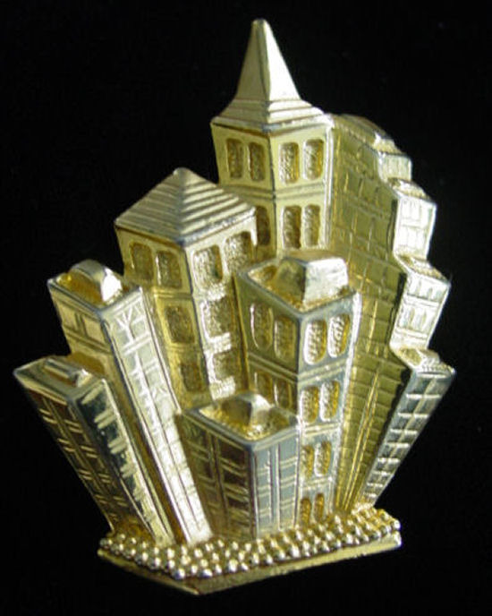 Vintage PARK LANE CITY SKYLINE 3-D FIGURAL PIN/Pendant~Buildings~Goldtone, FJT
