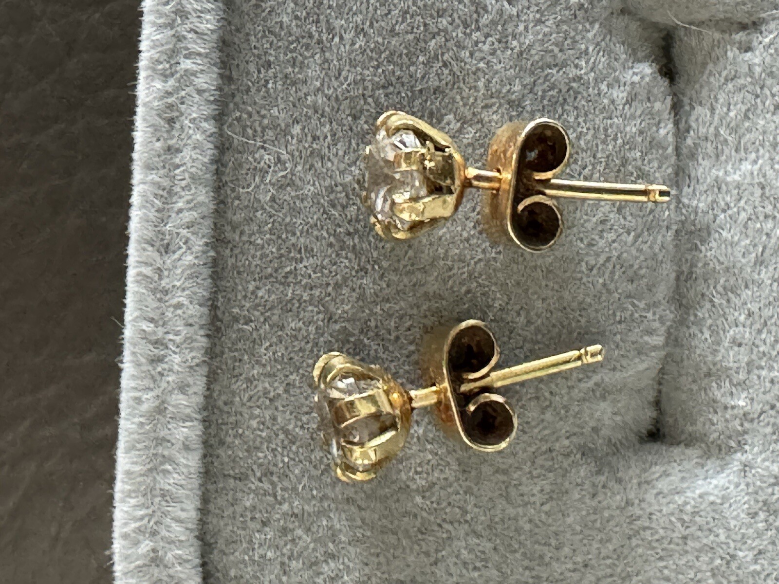 Antique 14k Yellow Gold 5.3mm Cubic Zirconia Stud Earrings