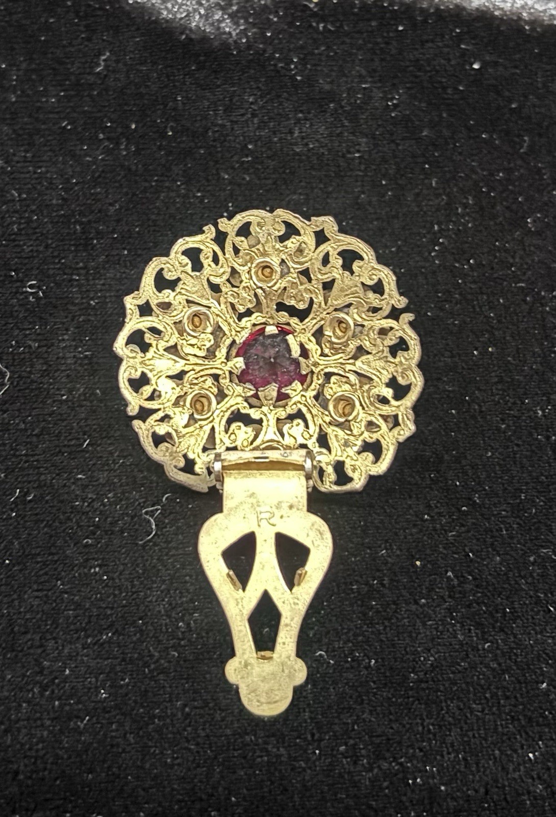 Vintage Early Coro R Marked Red Crystal Dress Clip Brooch Ornate Gold Tone. Rare