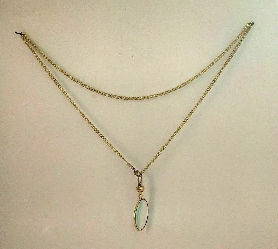 Magnifying Glass Necklace Pendant Graceful Swan case Gold Tone