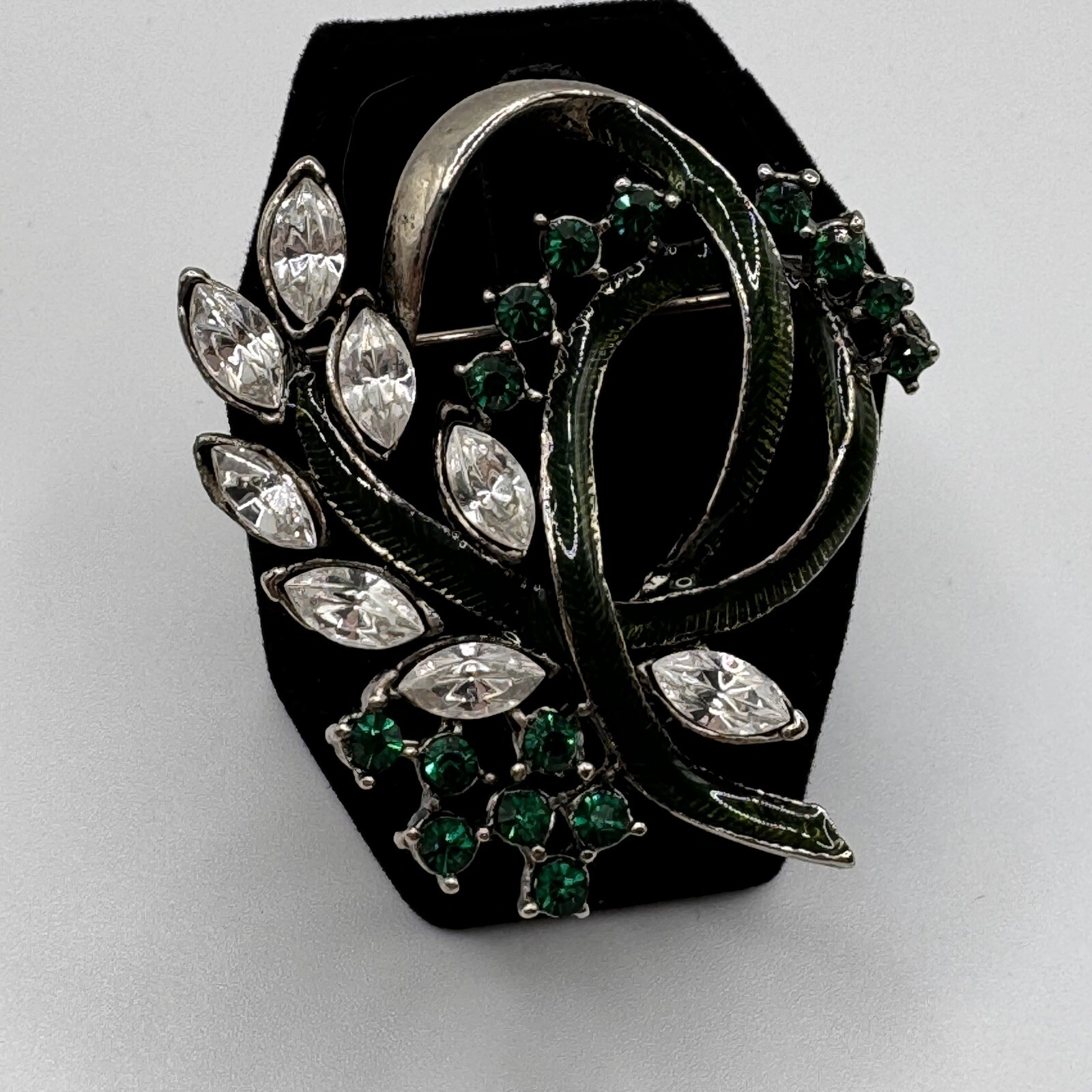 Floral Ribbon Swirl Green Clear Rhinestone Silvertone Brooch Pin
