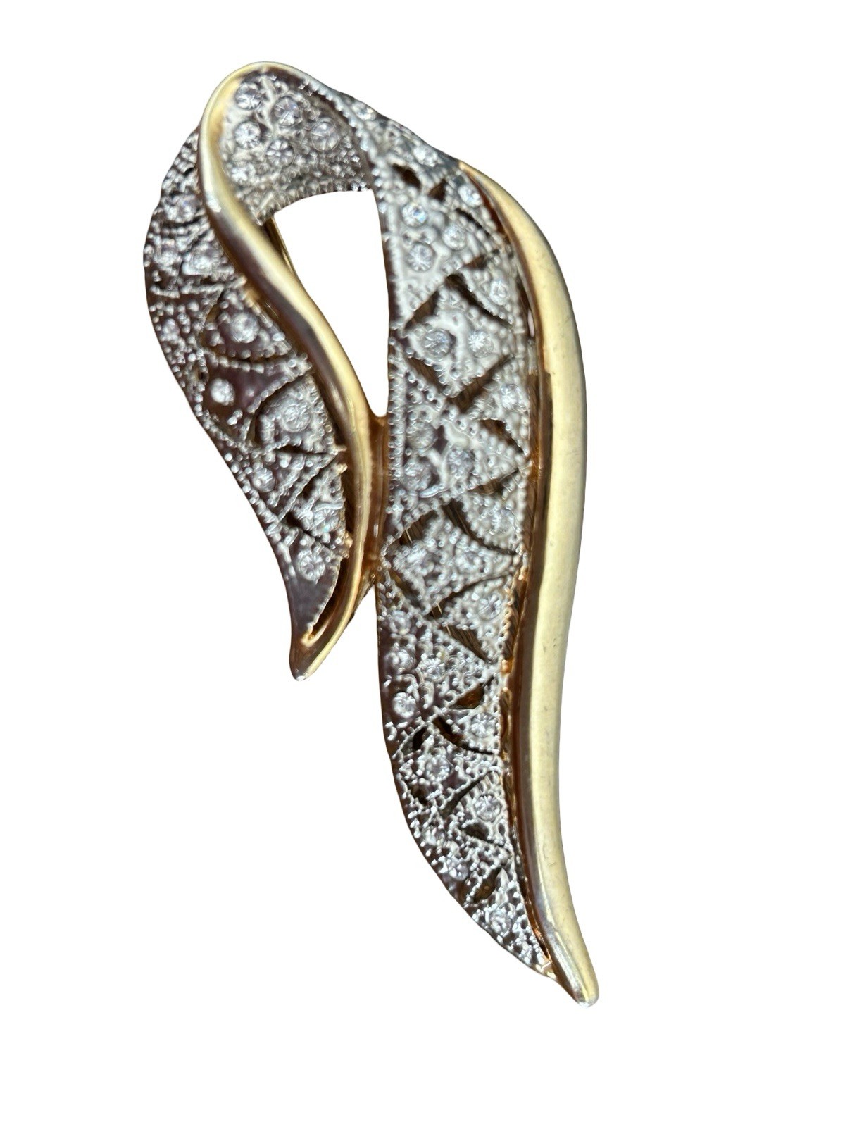 Vintage Goldtone Clear Rhinestone Swirl Ribbon 2-1/2″ Brooch Pin Estate
