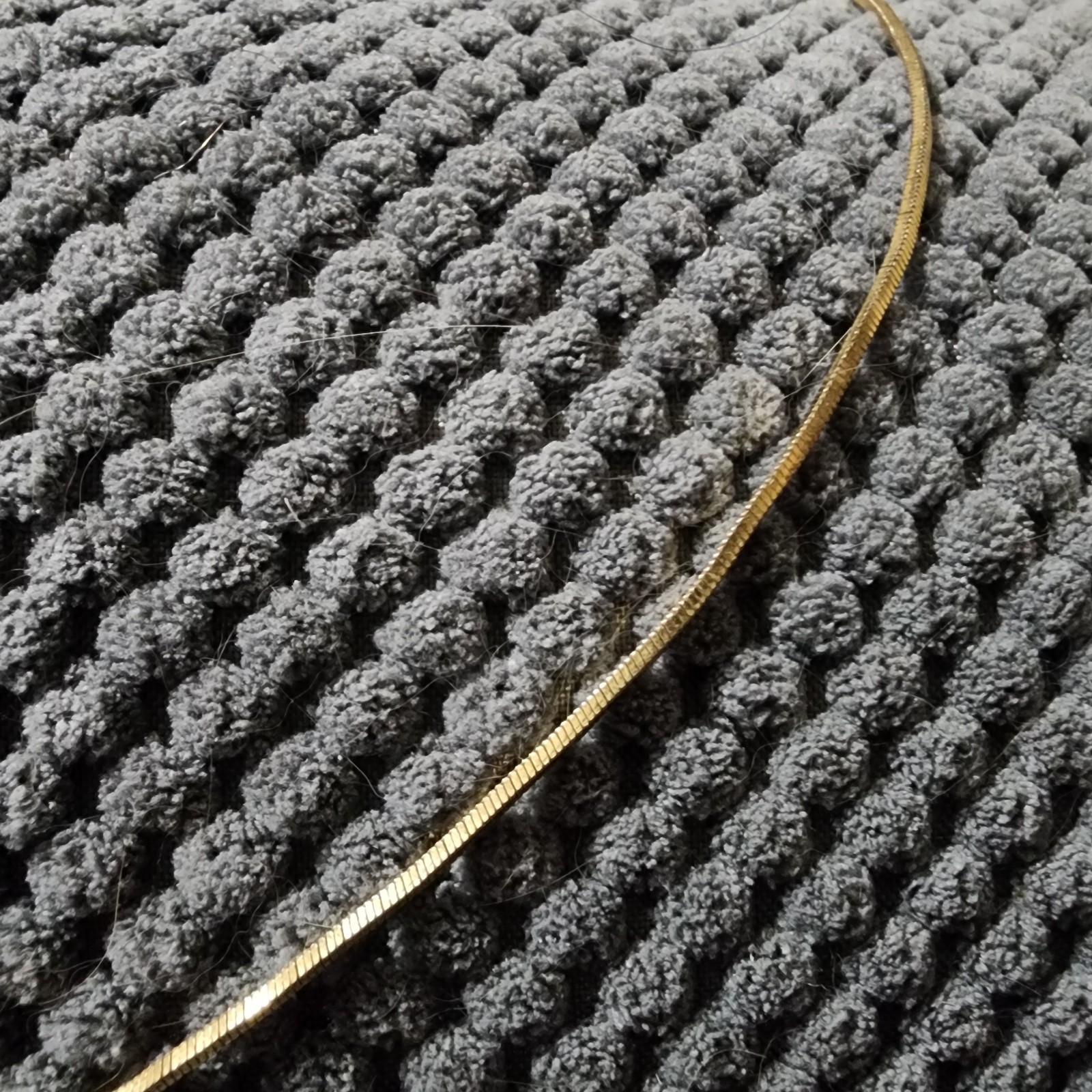 Vintage Gold Tone Necklace Large & Small Rhinestone Faux Diamond Pendant 18.5″