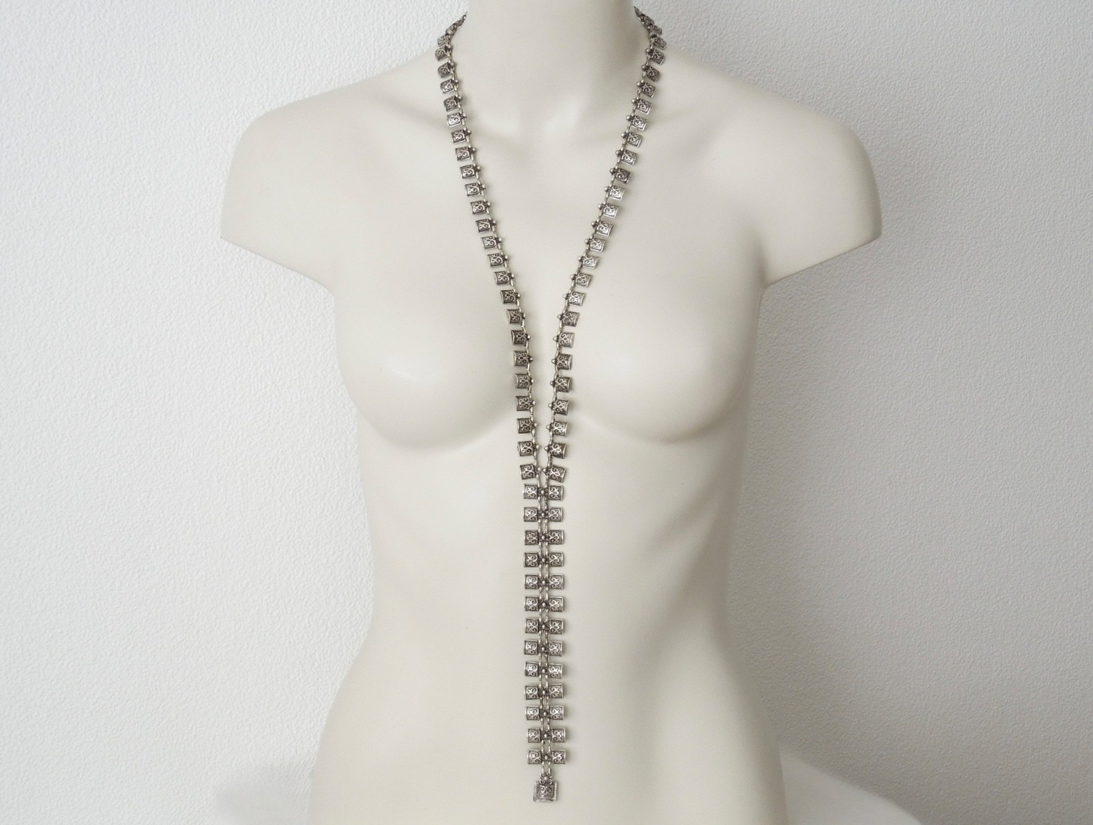 Vintage Ethno Chain Necklace Long silver-colored Boho 70er 3.3oz/ca.30 11/16in