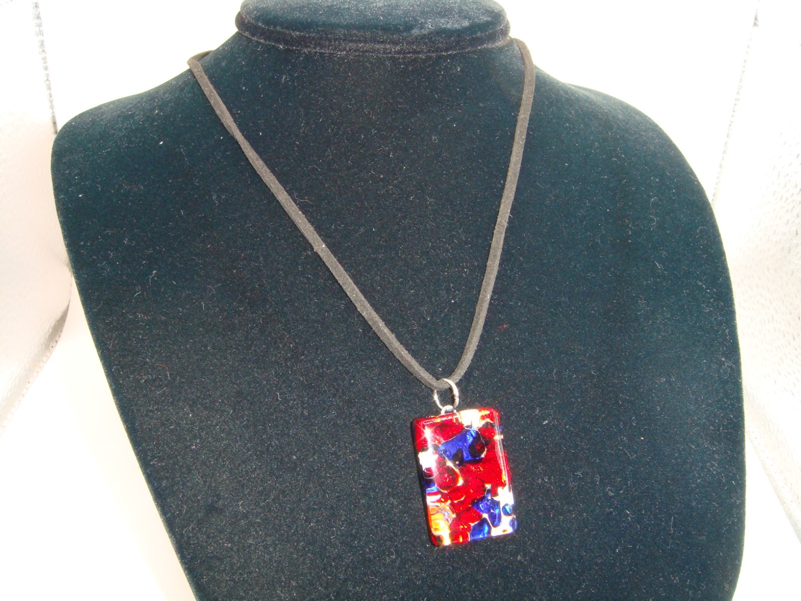 VINTAGE SIGNED MURANO GLASS RECTANGULAR PENDANT NECKLACE RED WHITE BLUE TONES