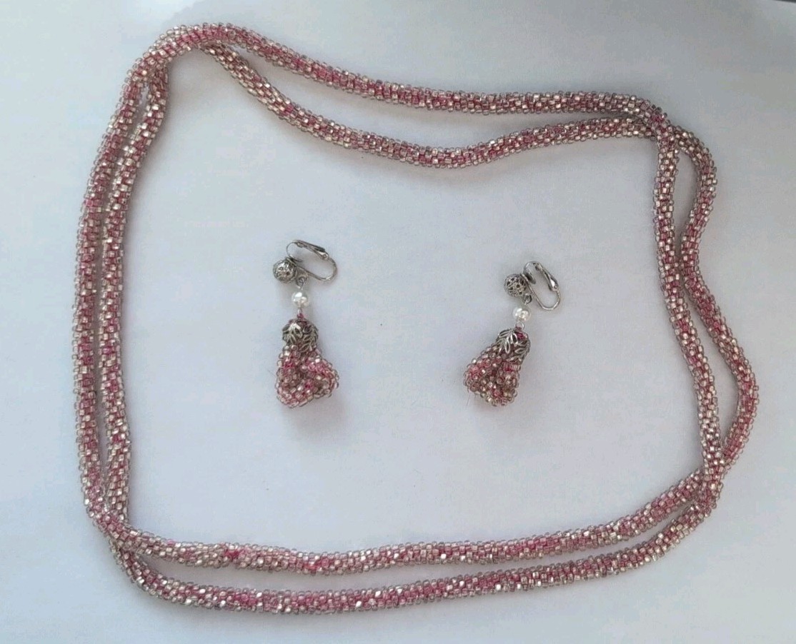 Vintage Pink Seed Bead Rope Necklace and Clip On Earrings Set