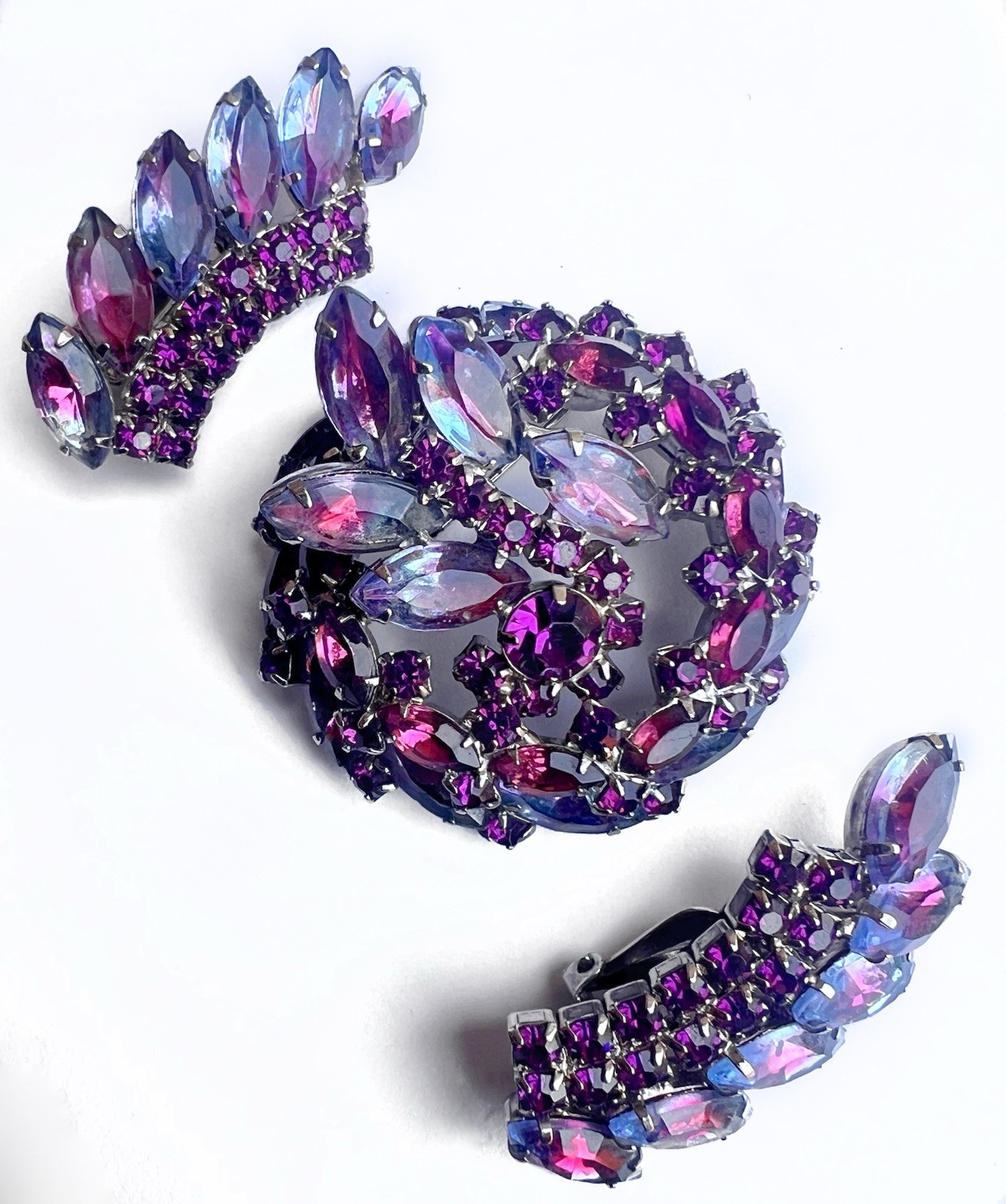 Vintage Dome Purple Violet Blue Givre Rhinestone Brooch Earrings Demi Parure Set