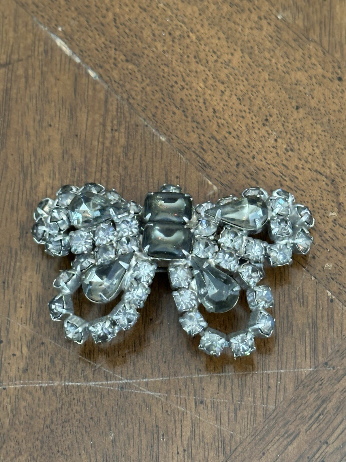 Vintage Smoky Gray Rhinestone Butterfly Brooch Silver Tone Nice!