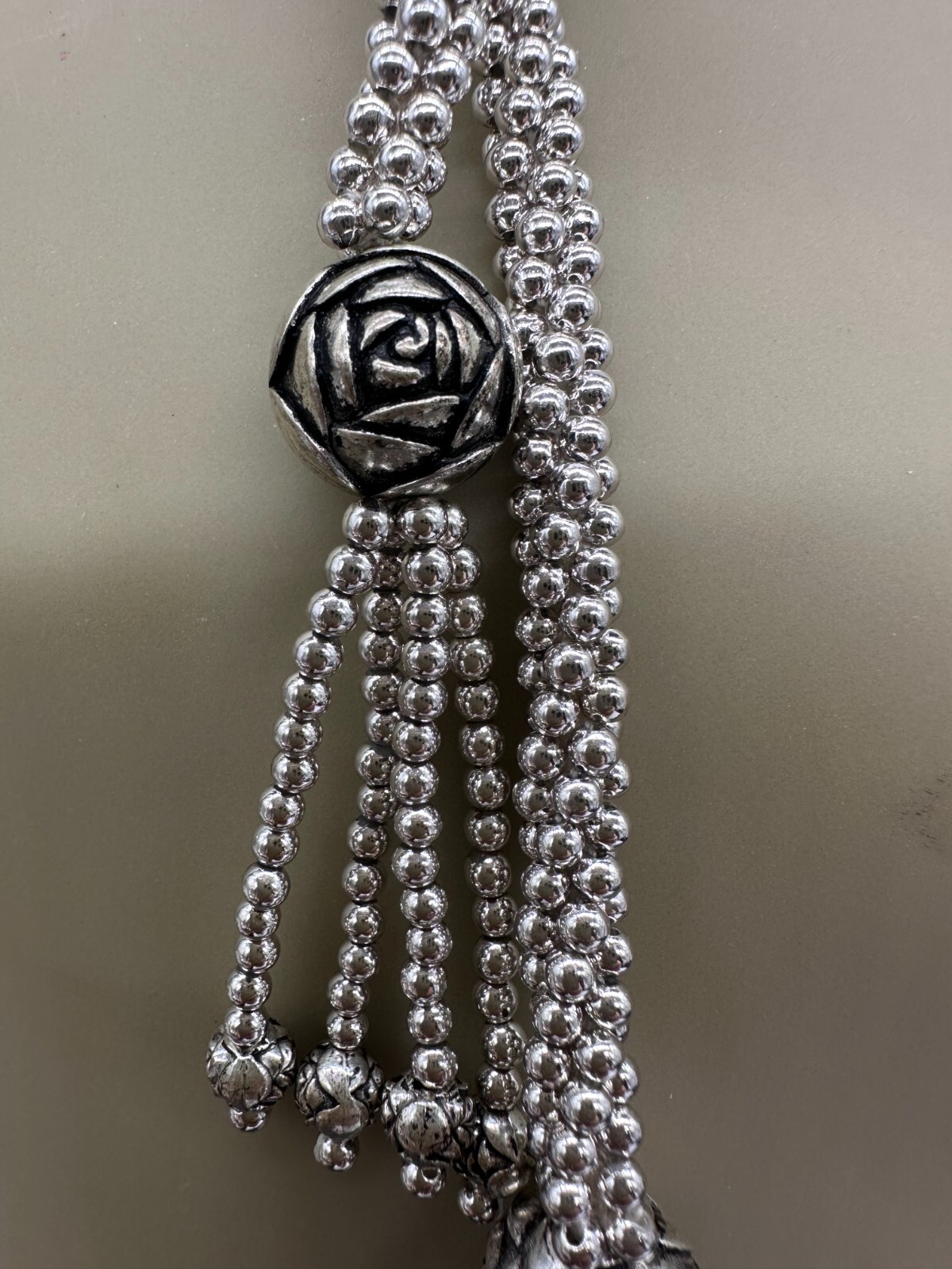 ESTATE SILVER TONE POPCORN CHAIN CAMELLIA FLOWER BEAD TASSEL OPEN NECKLACE 50″