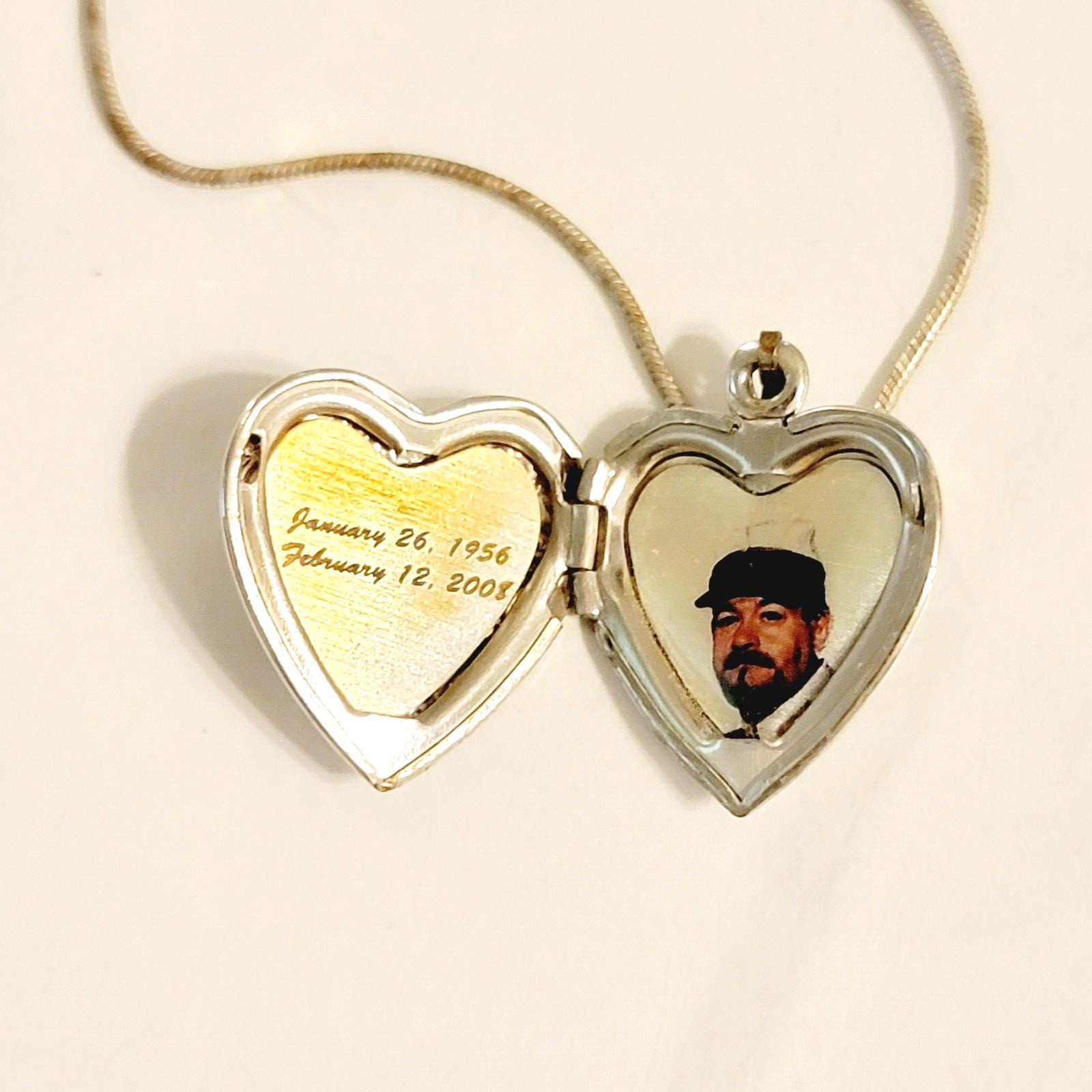 Modern Mourning Necklace Pendant Heart Locket 925 Italy ‘Mom’ Inscribed Memorial