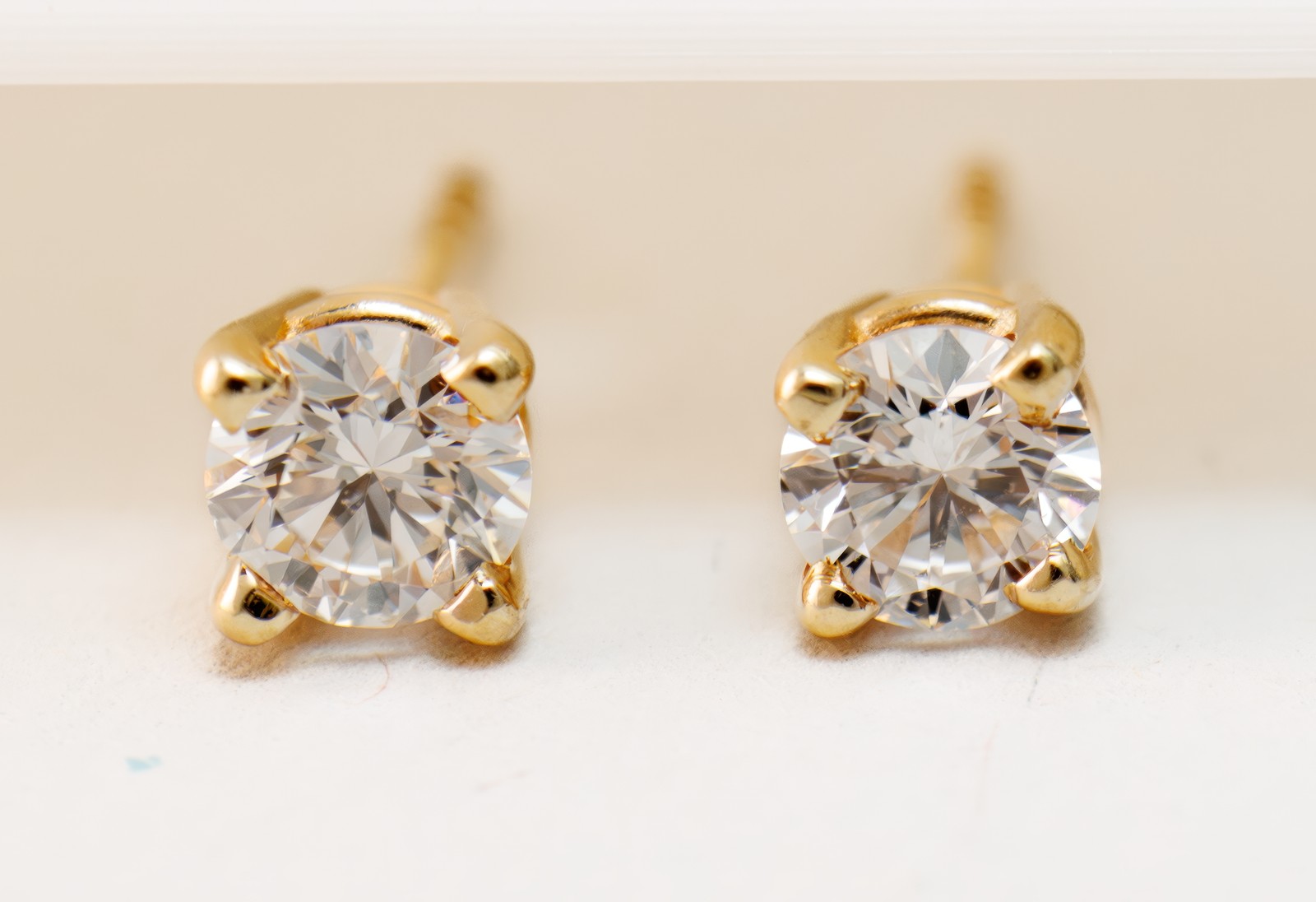 Natural Diamond 1/2ctw Studs Round 14k Yellow Gold Earrings Secure Lock Backs