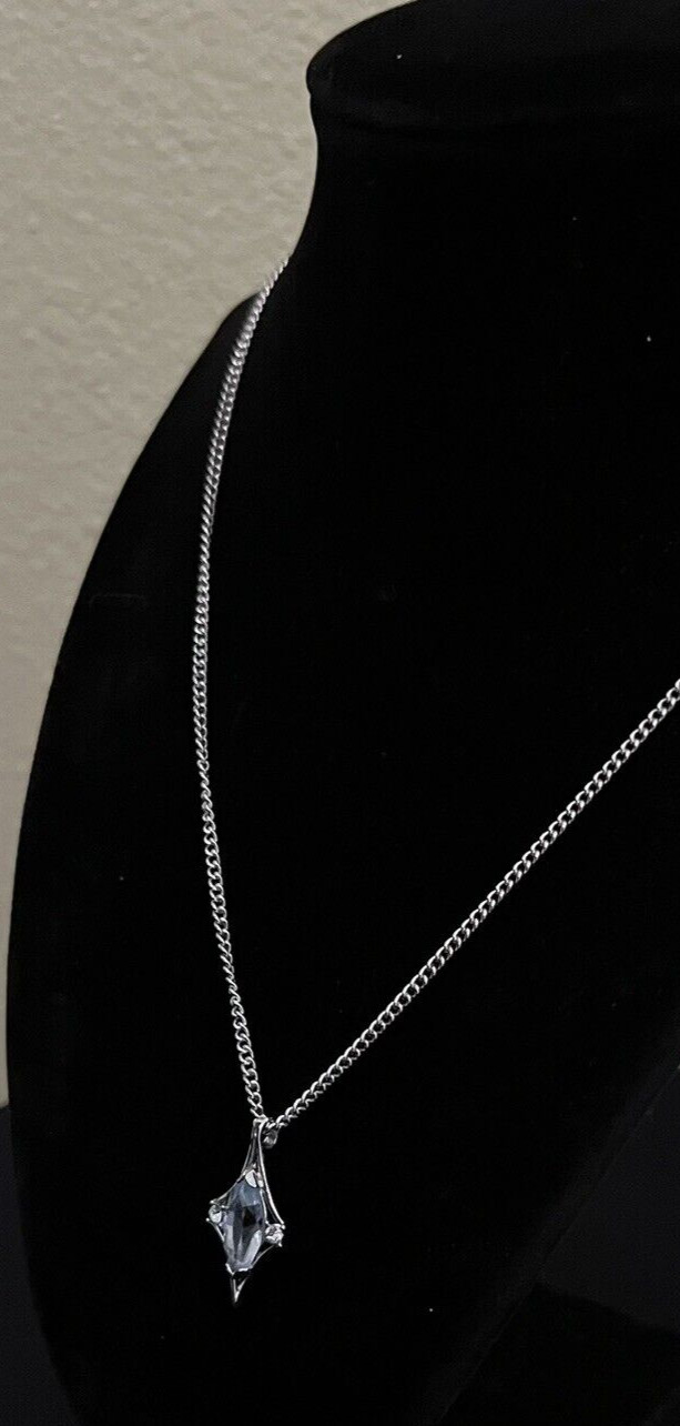 Avon 1976 Crystal Palace Silver Tone Necklace Light Blue Clear Rhinestones 20″
