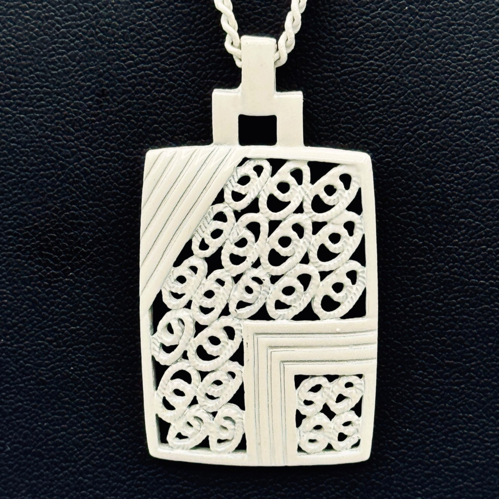 Vintage White Enamel Pendant and Chain Filigree Open Work 1970s Look 28″