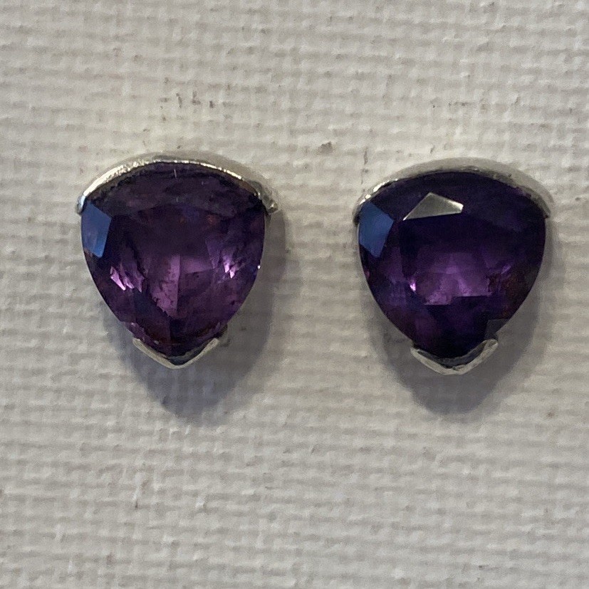 Vintage Faceted Amethyst & Pure Silver Pierced Earrings Deep Purple Trillion Cut