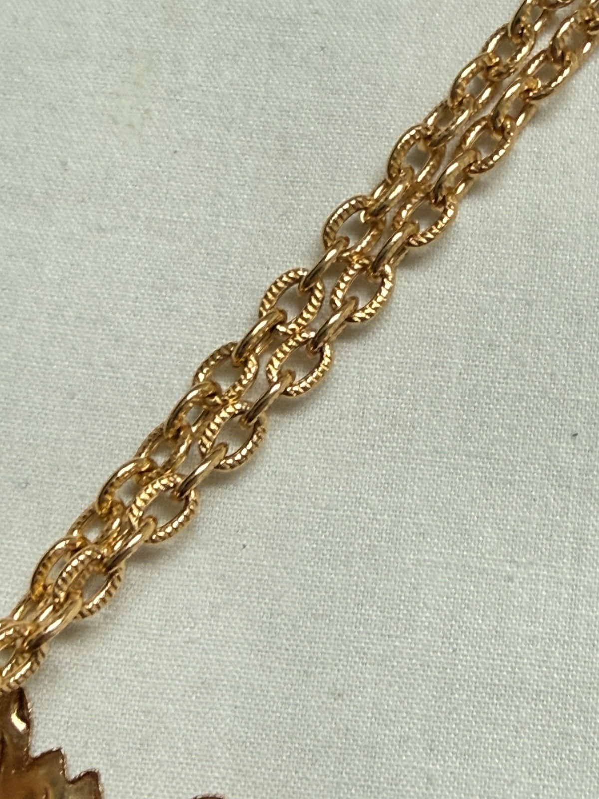 Goldtone GRAPE LEAF Cluster Large Pendant Necklace
