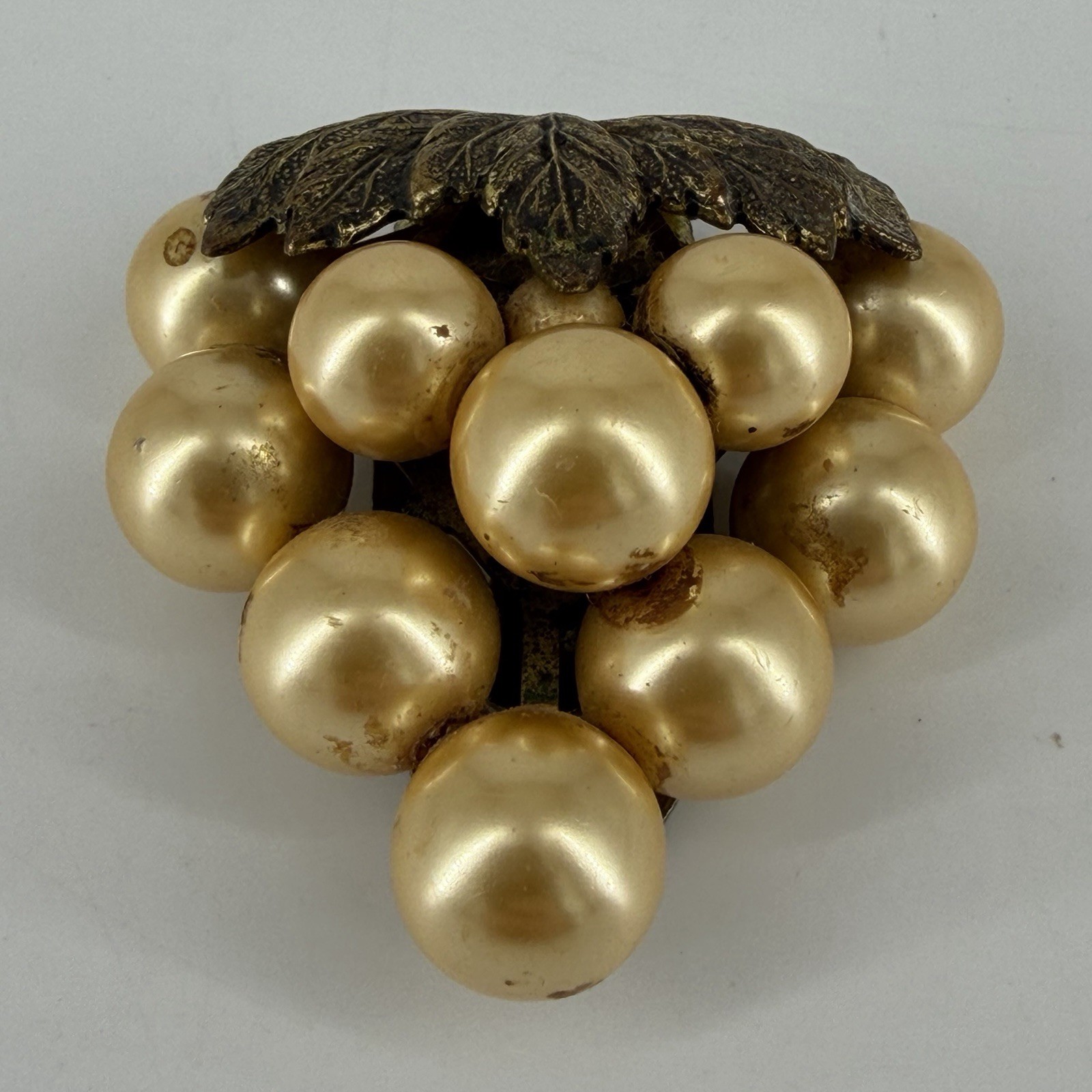 Vintage LARGE 2” Gold Tone Bunch Of Grapes Faux Pearl Antique Fur Clip 1930s