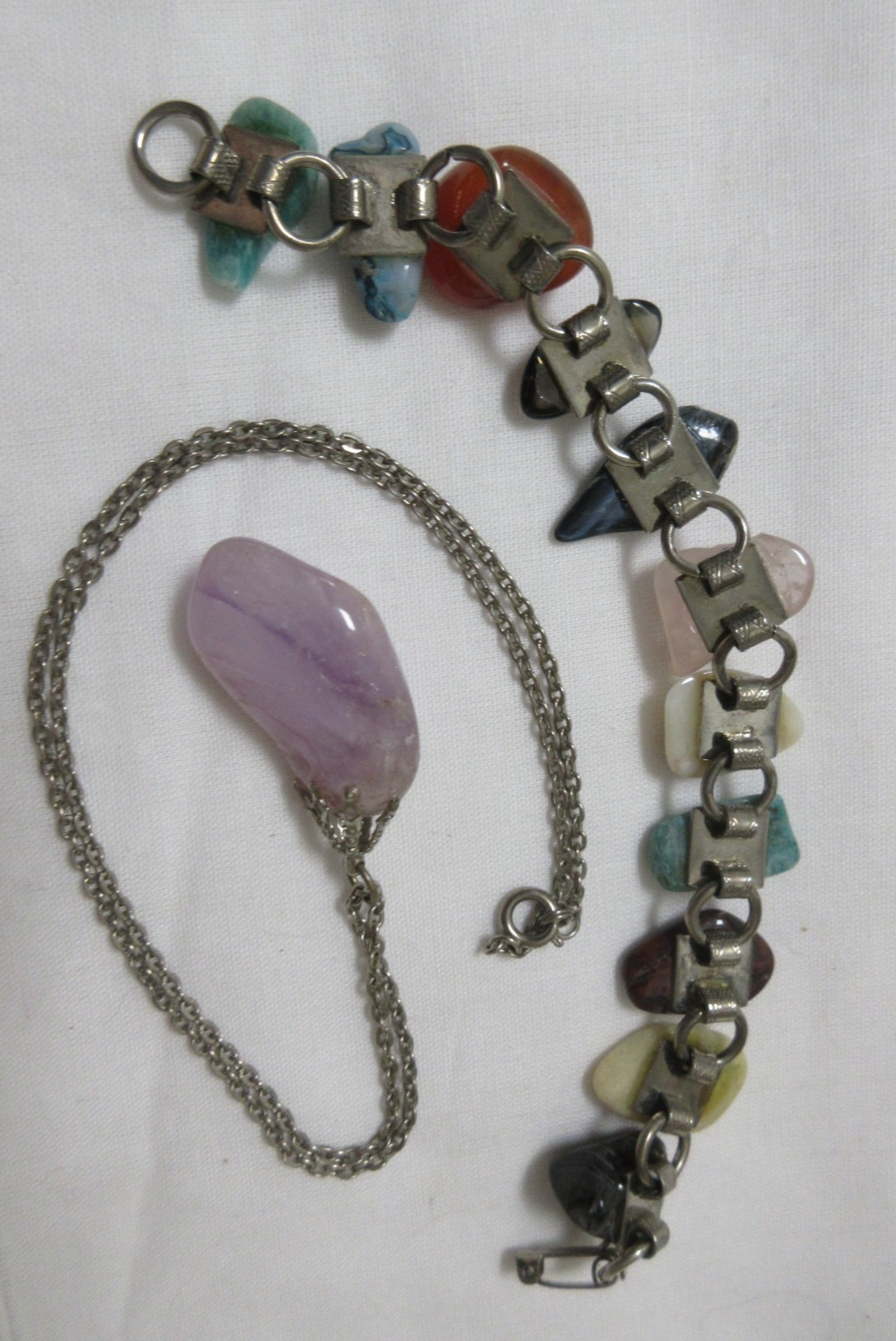 Vintage Silver Tone Polished Stone Pendant Necklace and Bracelet