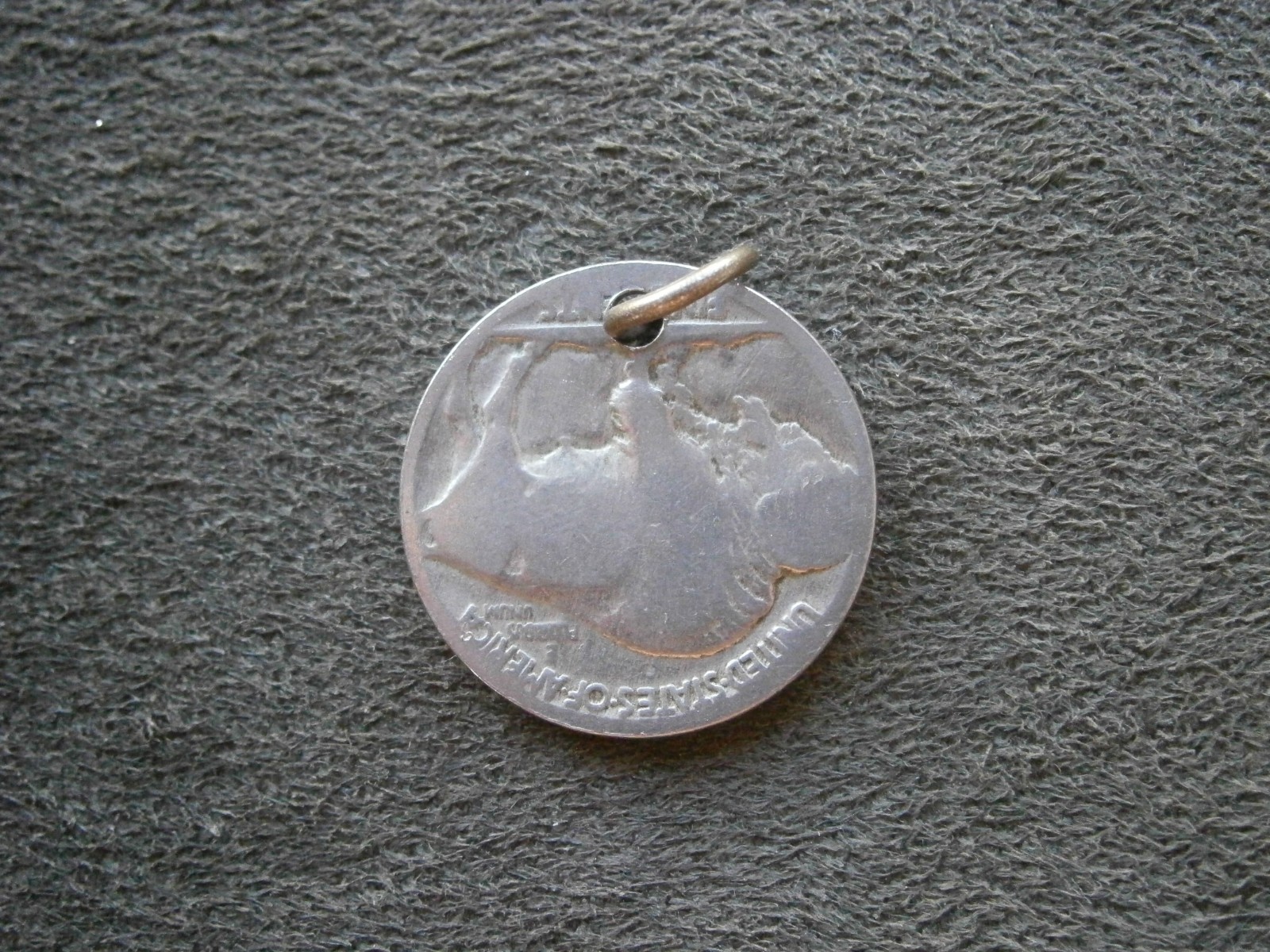 Indian Head Buffalo Nickel US 5 Cents Coin Vintage Bracelet Charm ~Rubbed~ 4.8g