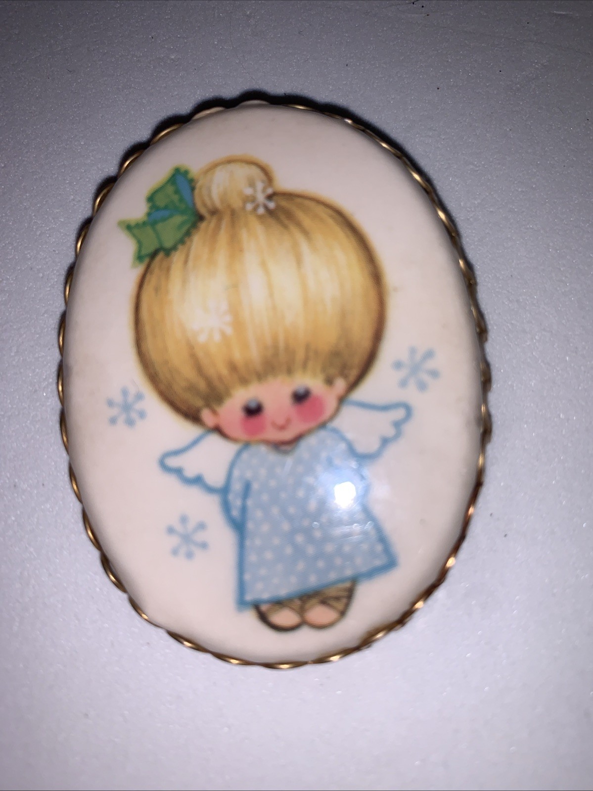 Estate Find Childs Dress up Angel Pin with safety catch clasp