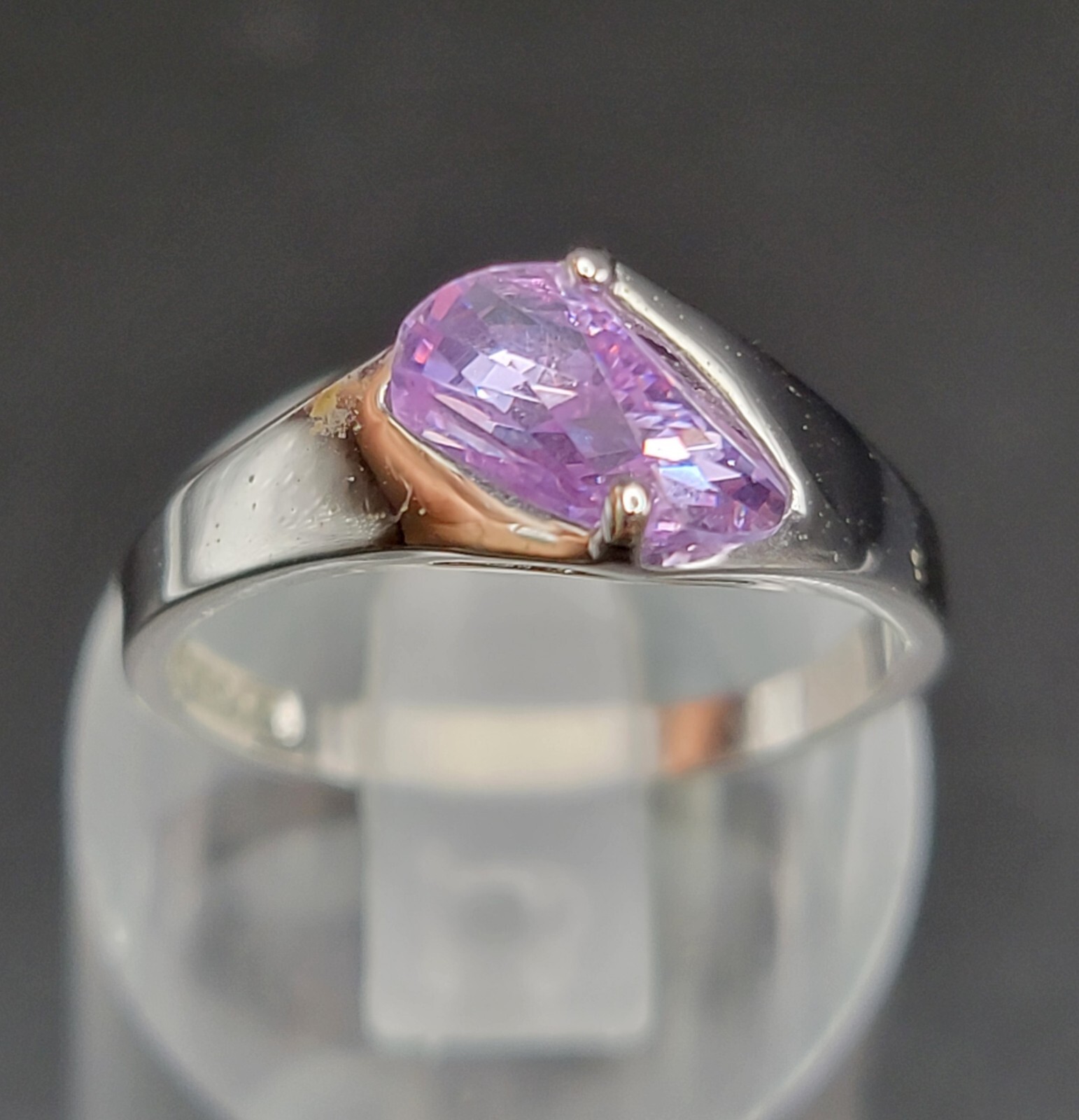 18K Gold Filled Purple Gemstone Ring Modern Statement Silver Tone Band