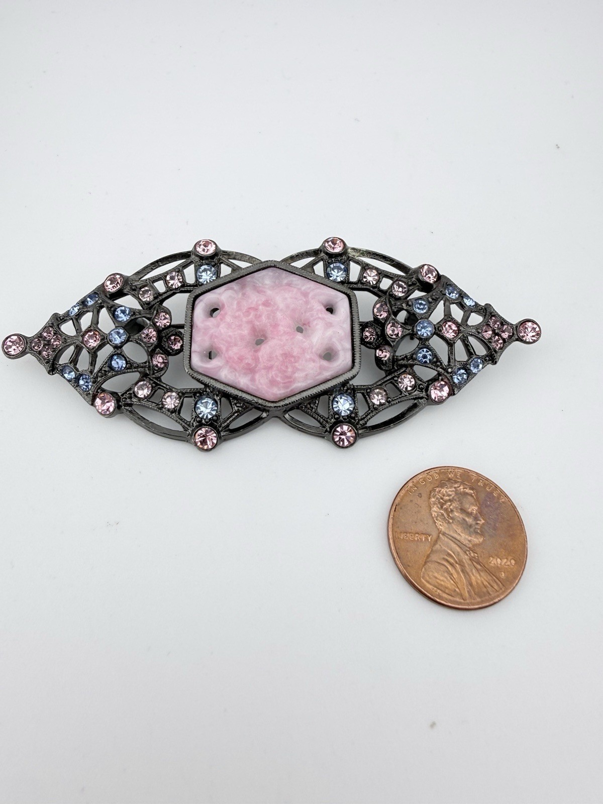 SWEET ROMANCE GUNMETAL PINK & BLUE RHINESTONE BROOCH K686C