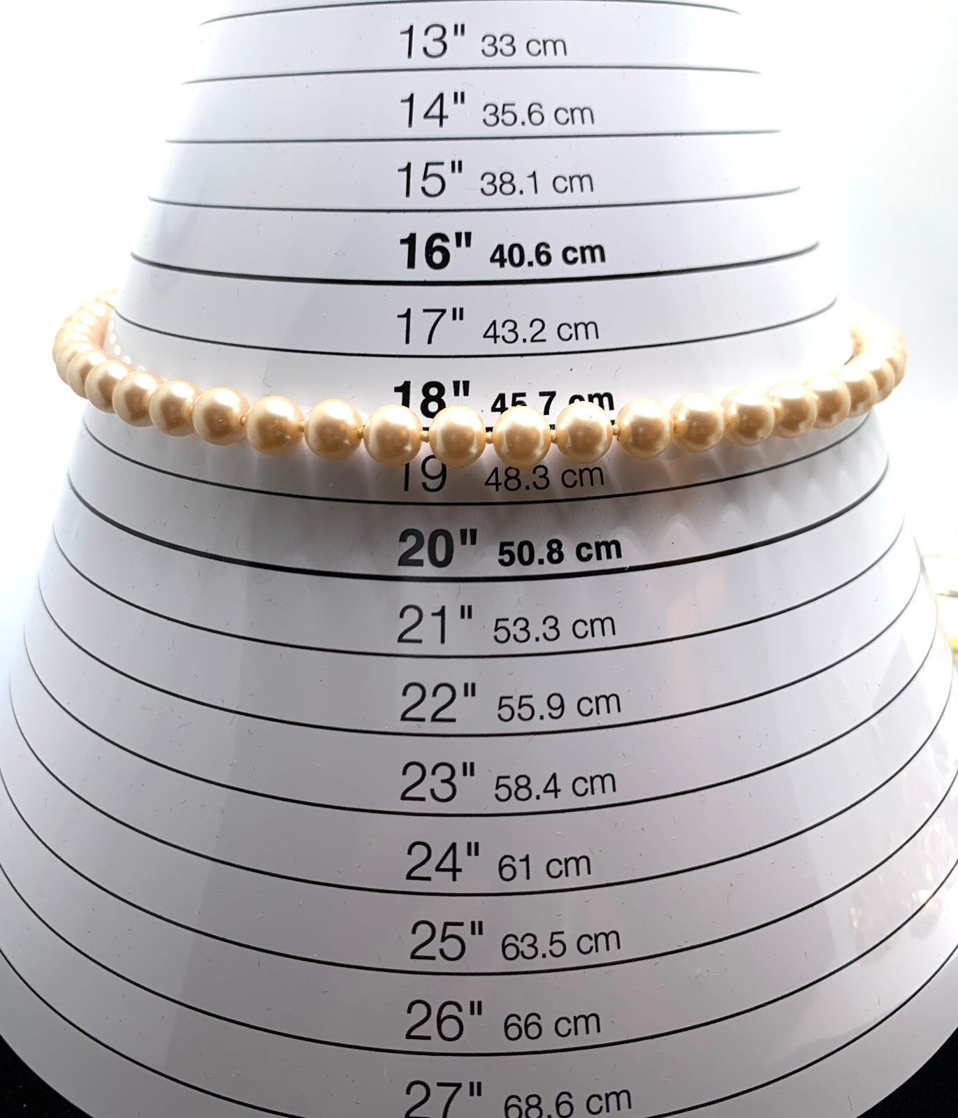 Quality Vtg Faux Glass Pearl Knotted Necklace Champagne 9mm Beads 18″ Heavy 44g.