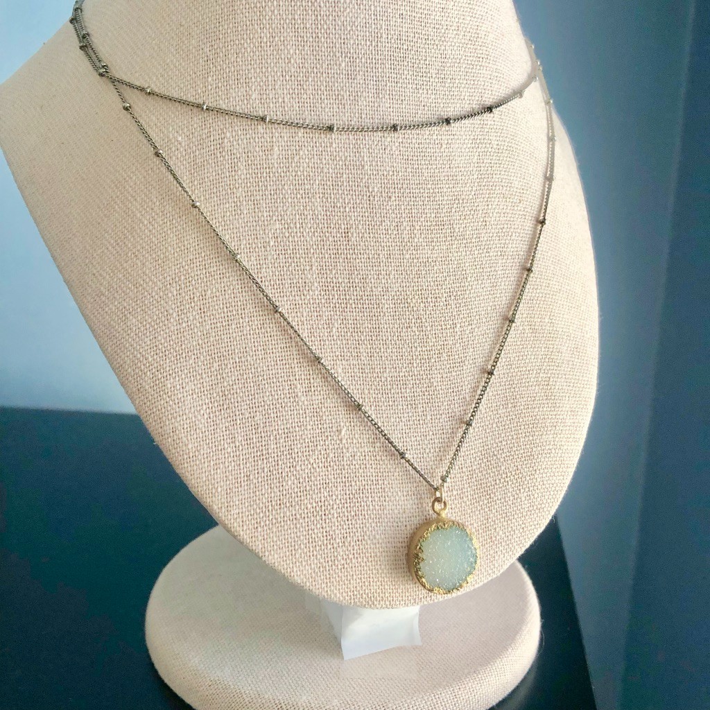 Pale Blue Druzy Quartz PENDANT CHAIN NECKLACE 34″ Silver Tone & Gold T Bezel VTG