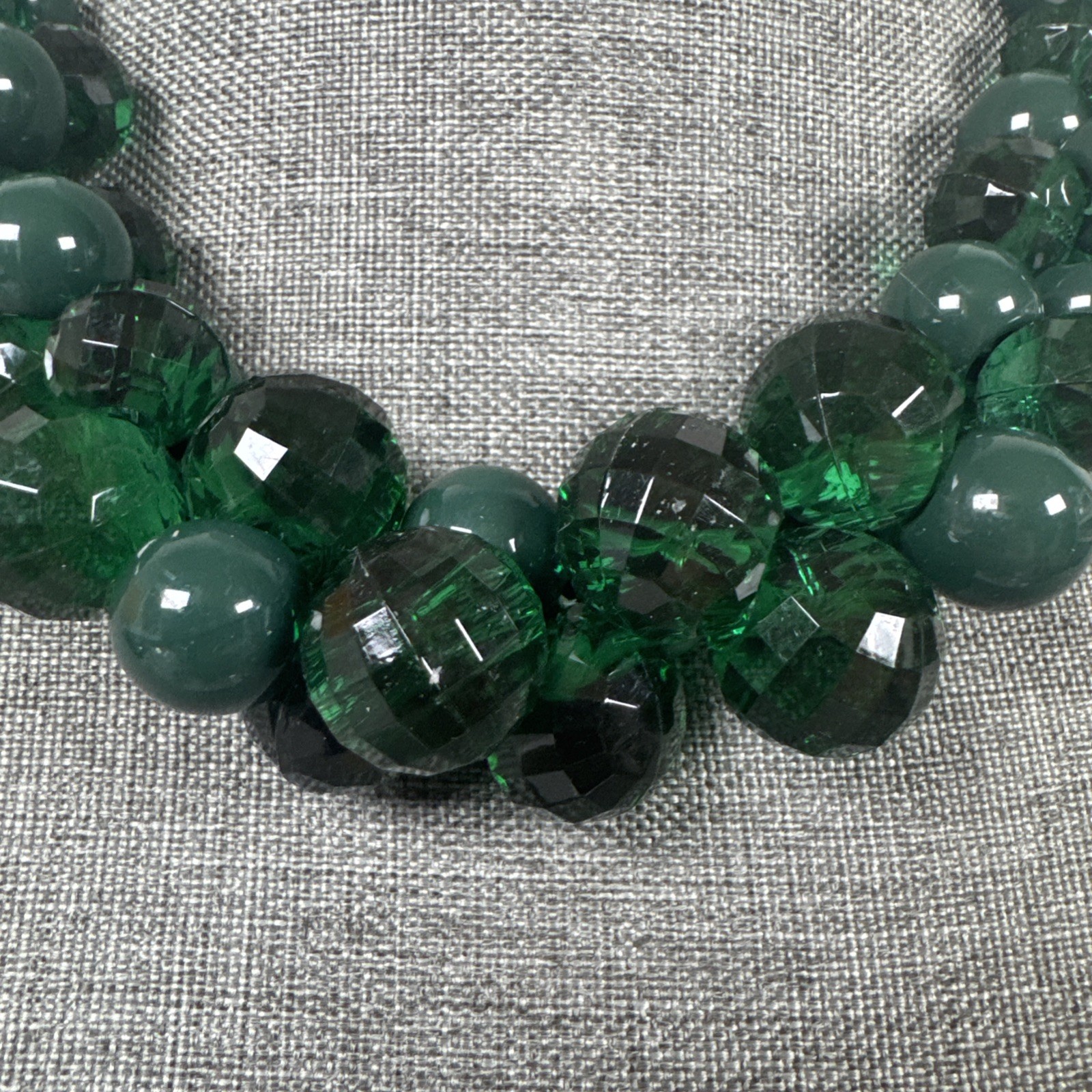 Vintage Green Acrylic Chunky Bauble Beaded Statement Necklace 20”