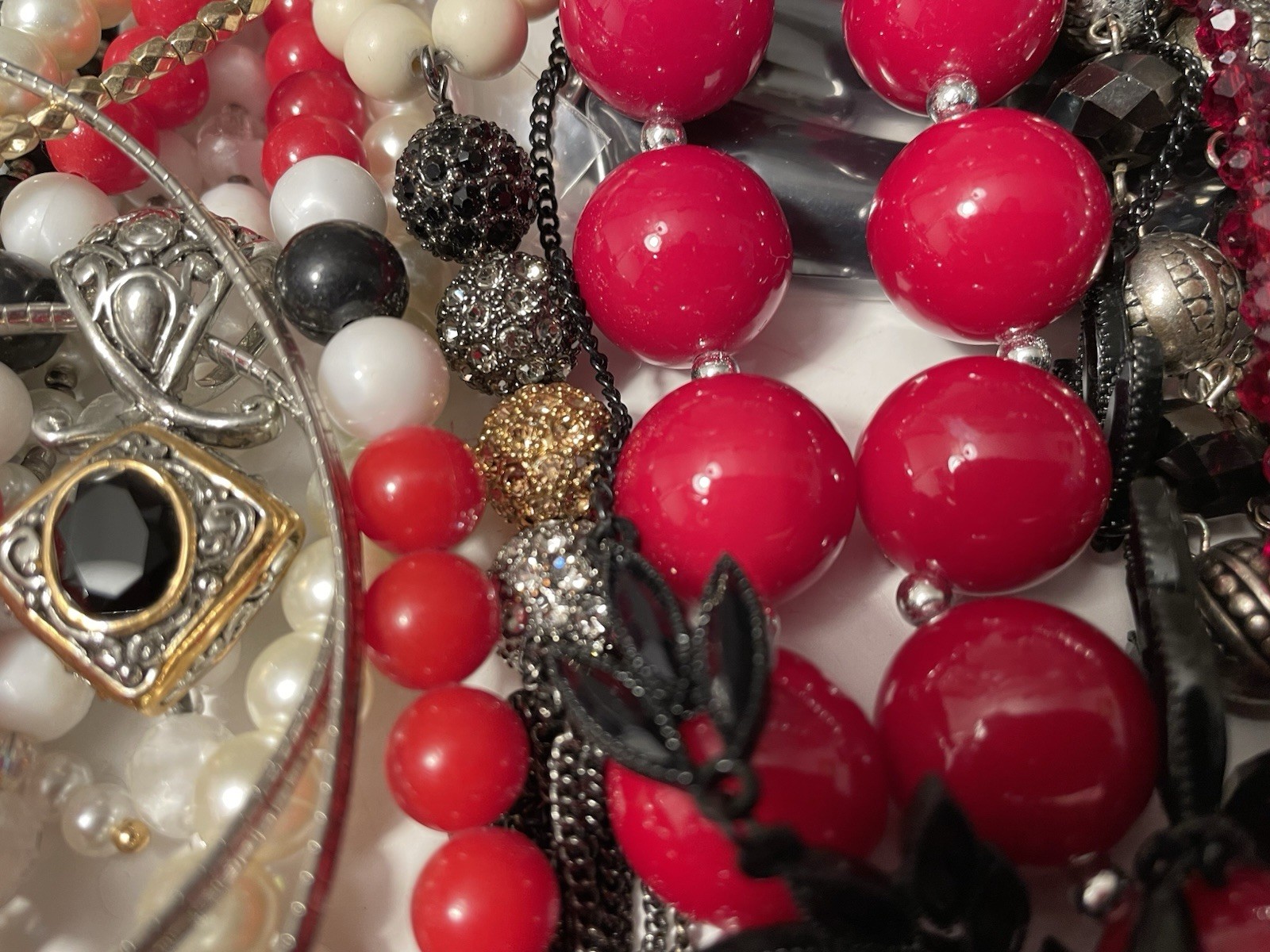 4.6 Lbs Mixed Beaded Jewelry Lot Black Red White Silver Tone Gold Tone Boho Vtg