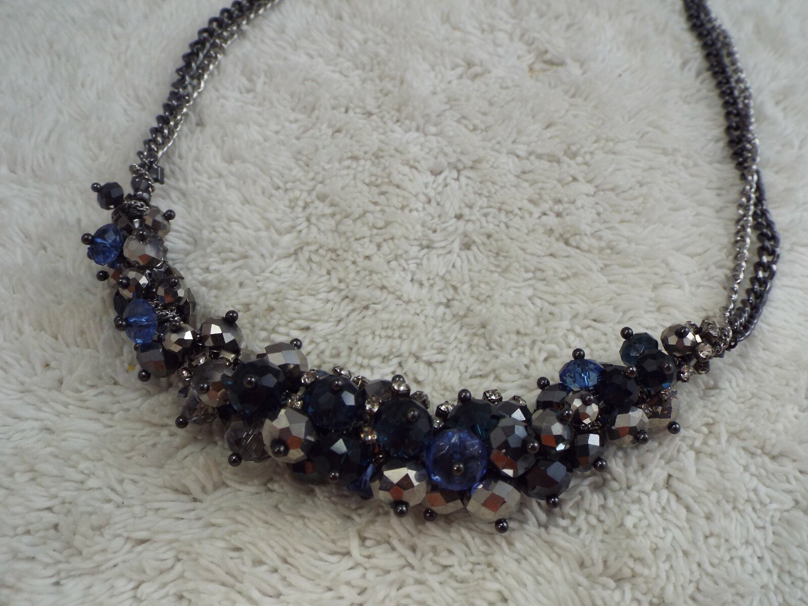 Silvertone Gunmetal Blue & Metallic Gray Black Crystal Bead Necklace (A72)